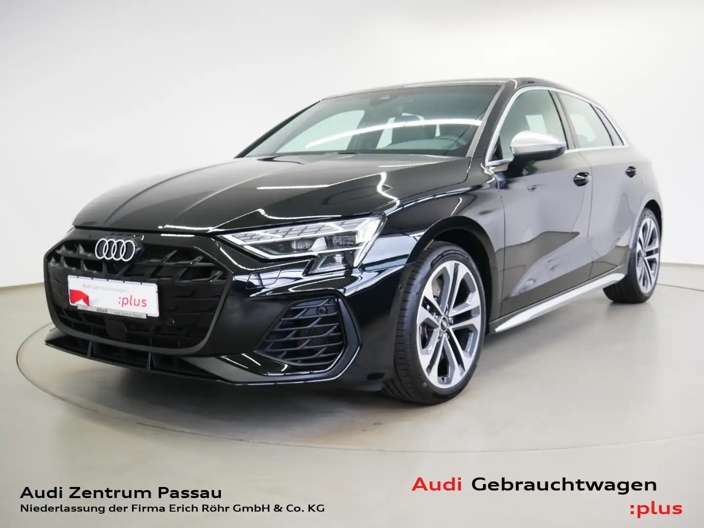 Audi S3 Sportback TFSI S tro. LED virt. Cock.+ NAVI+ DAB Zwart - 1