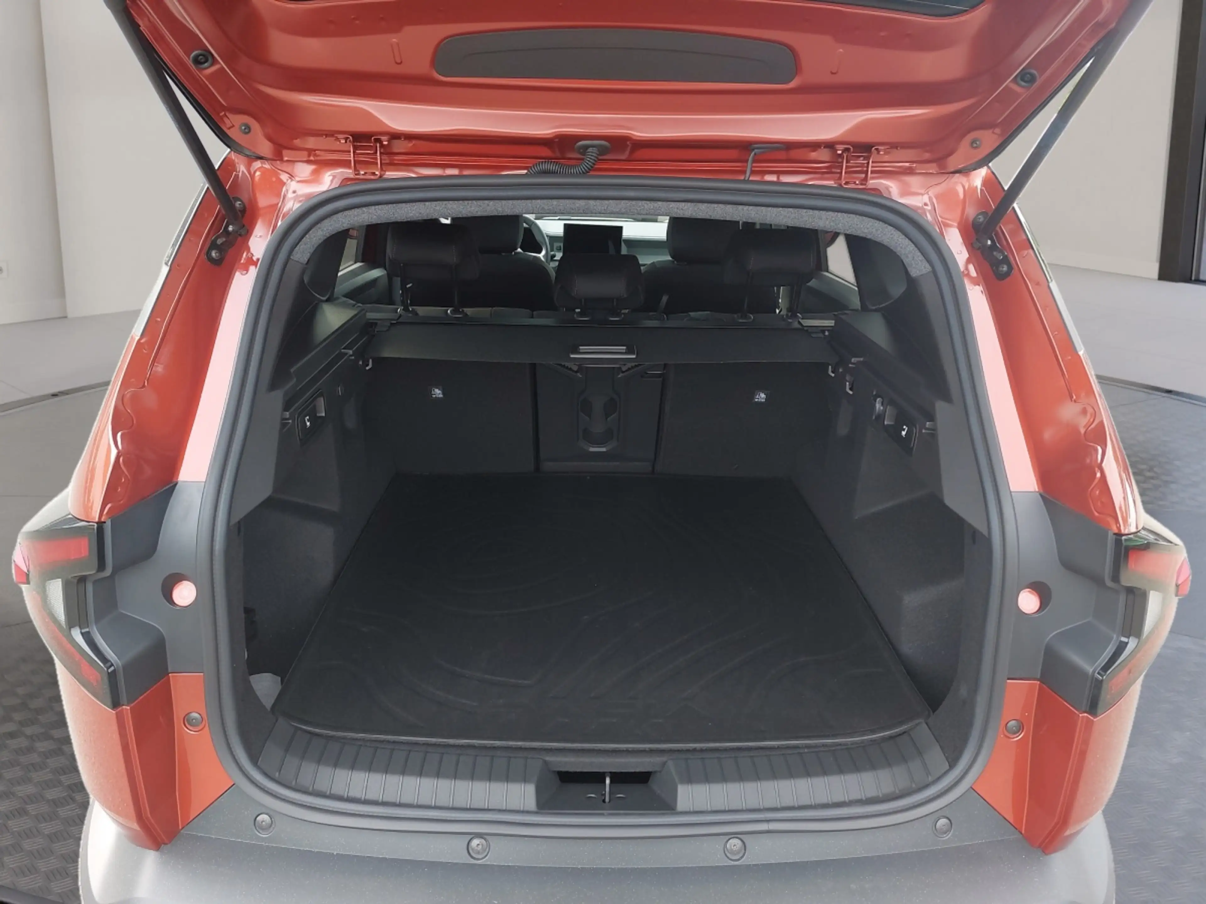Dacia Bigster Extreme Hybrid 155 — photo 12