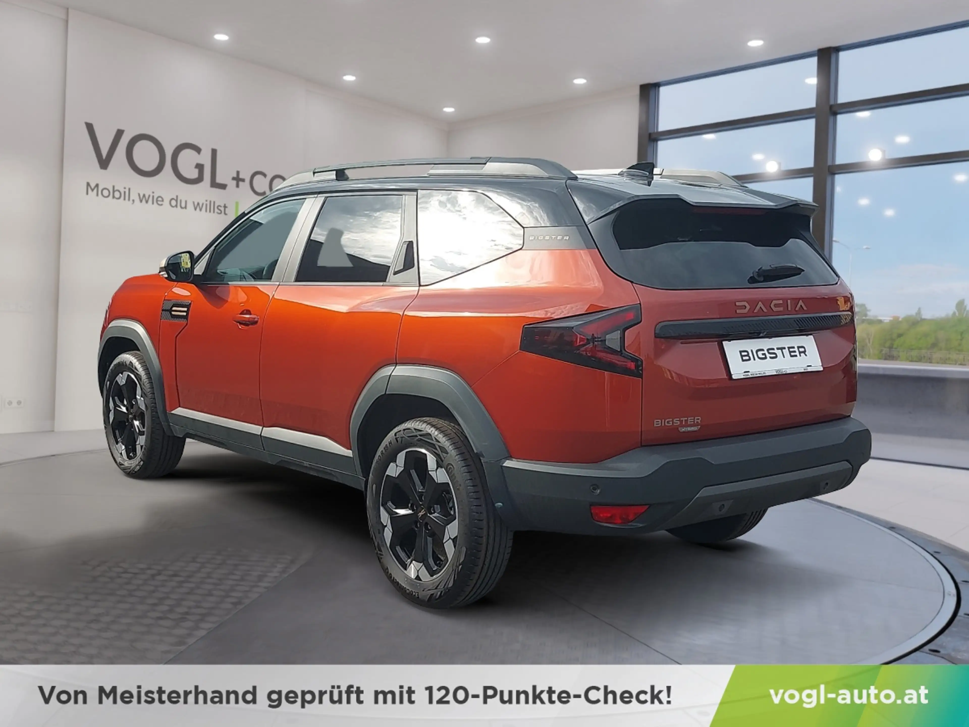 Dacia Bigster Extreme Hybrid 155 — photo 3