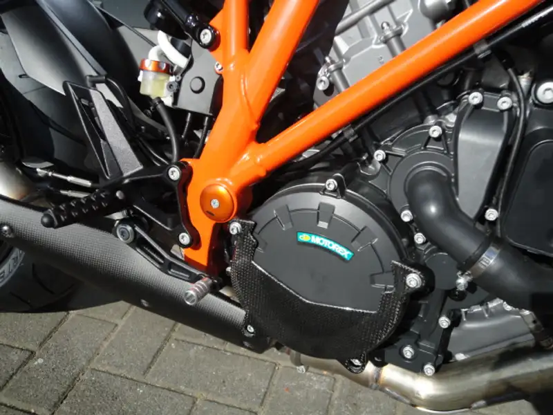KTM 1290 SUPERDUKE R - foto 7