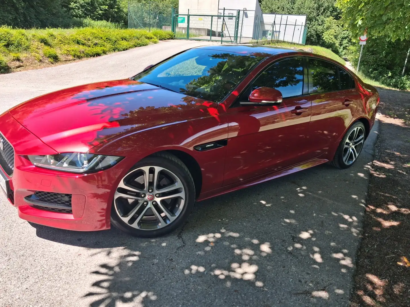 Jaguar XE 20d R-Sport AWD Aut. - 2