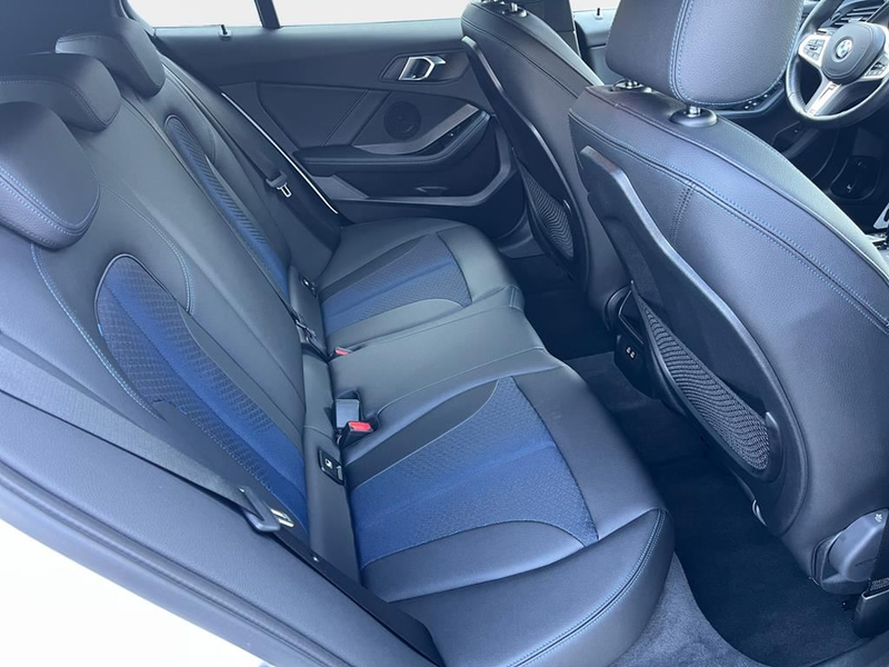 BMW 118 M Sport — photo 14
