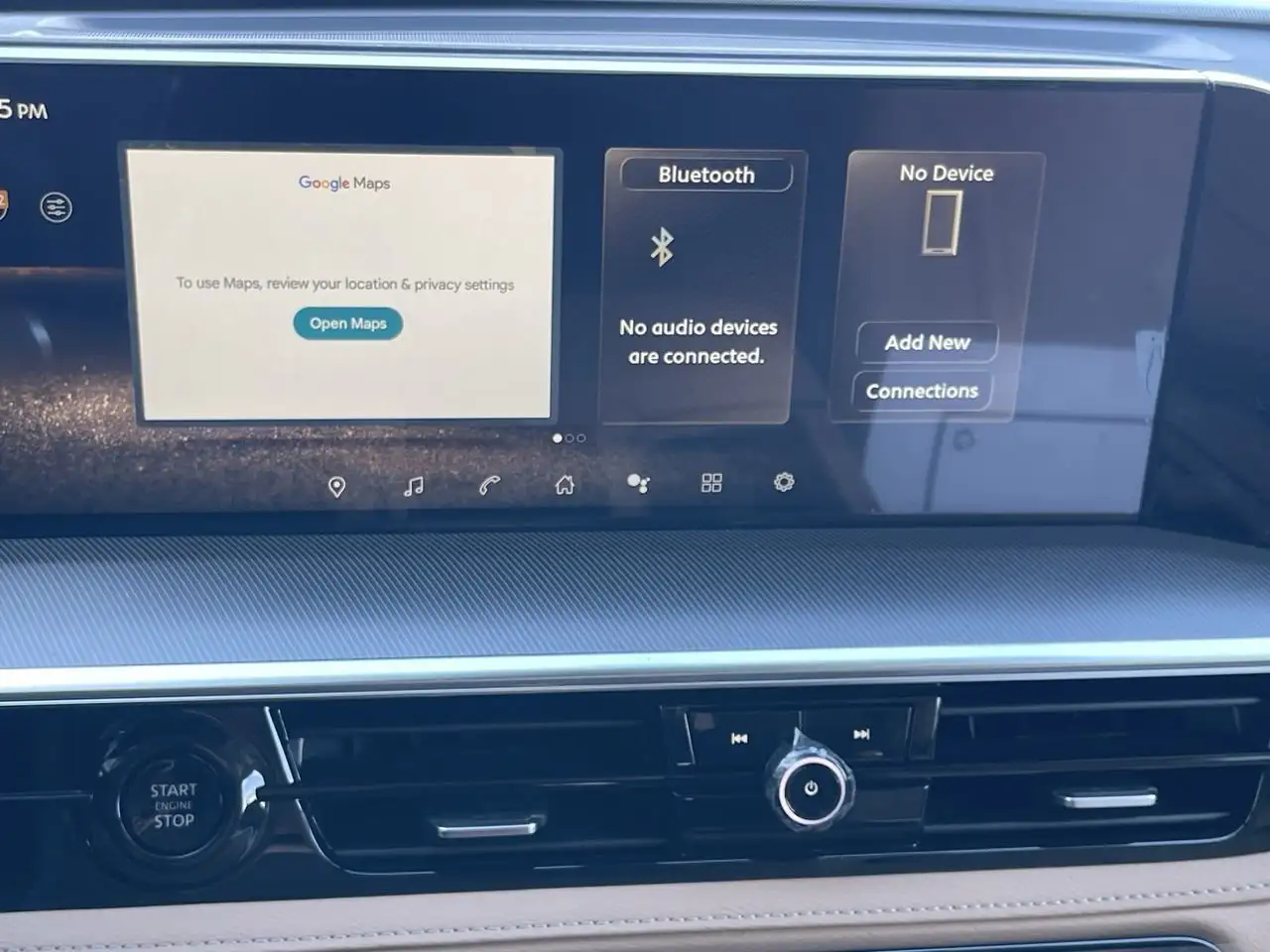 Infiniti QX80 снимка Infiniti QX80