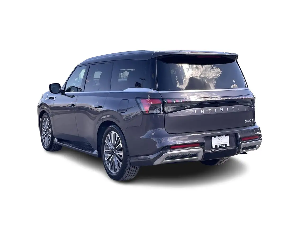 Infiniti QX80 снимка Infiniti QX80