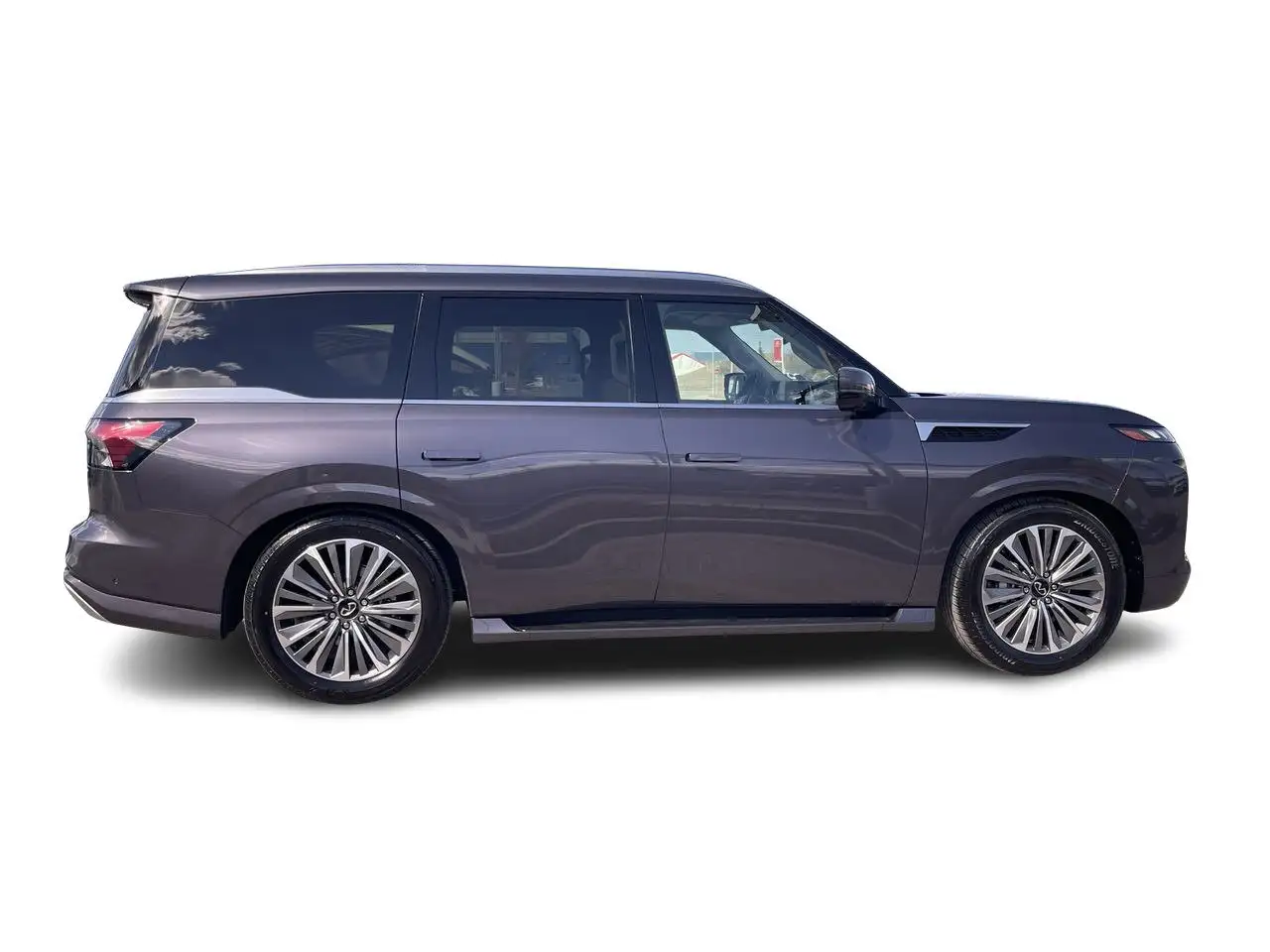 Infiniti QX80 снимка Infiniti QX80