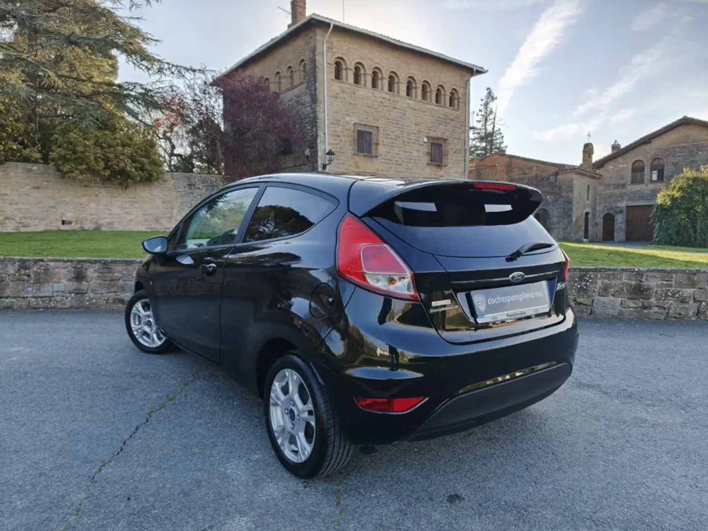 Ford Fiesta 1.0 EcoBoost Trend Negro - 2