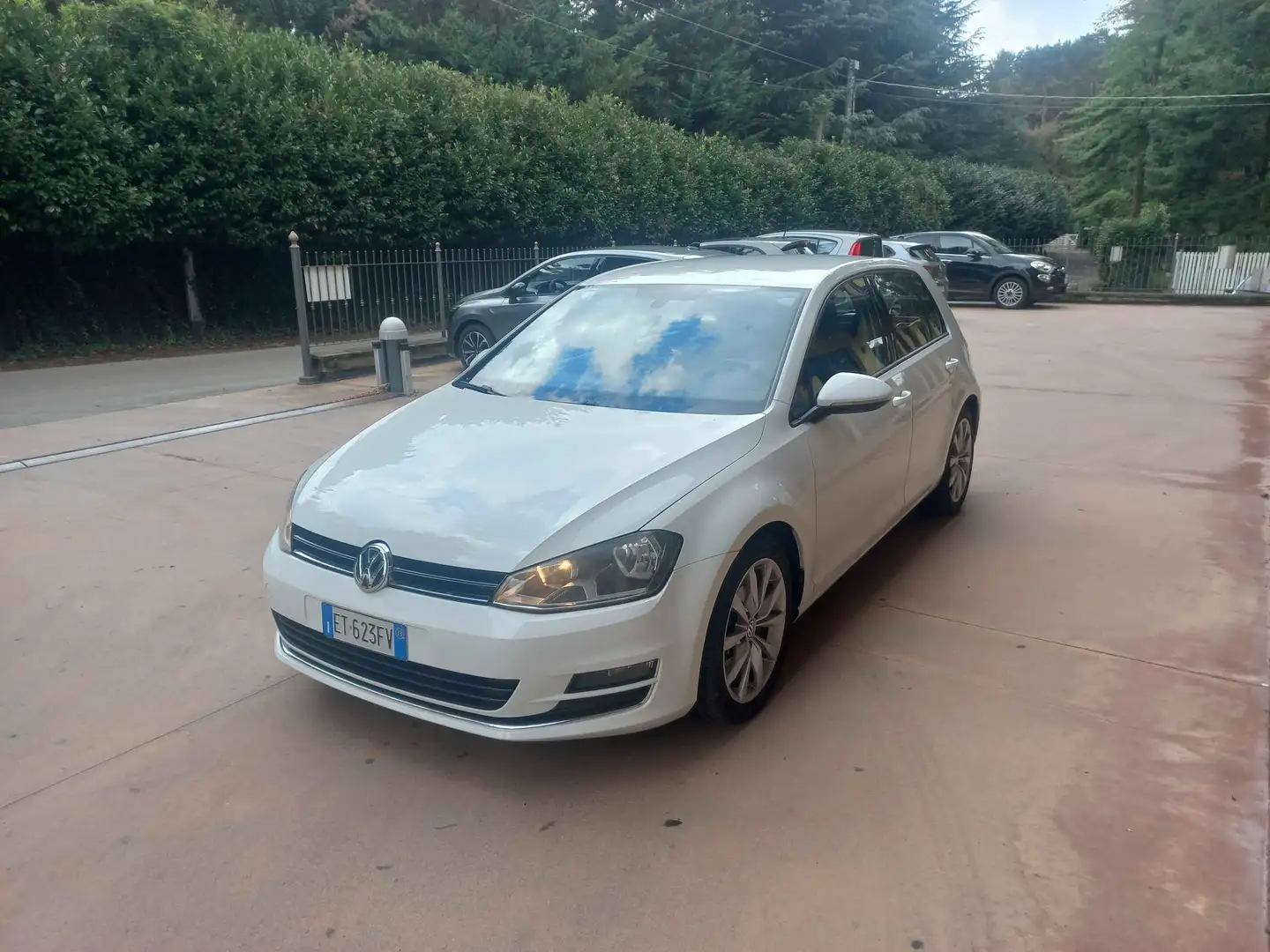 Volkswagen Golf Golf VII 2013 5p 1.6 tdi Highline Blanc - 1