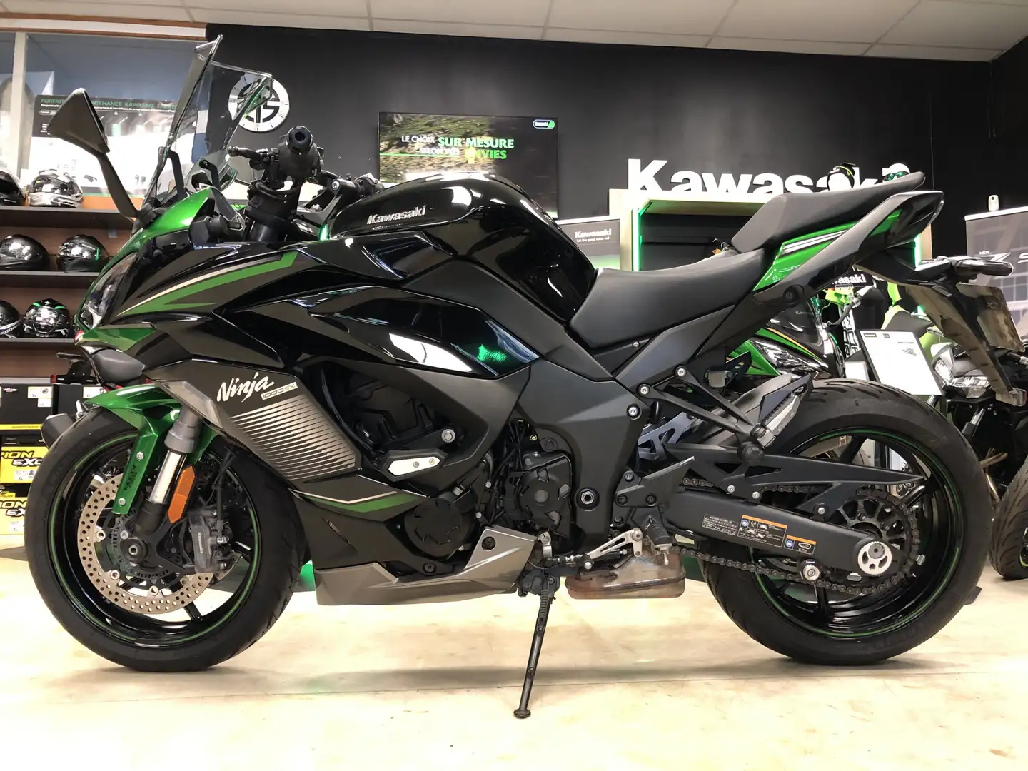 Kawasaki Ninja 1000SX Grün - 2