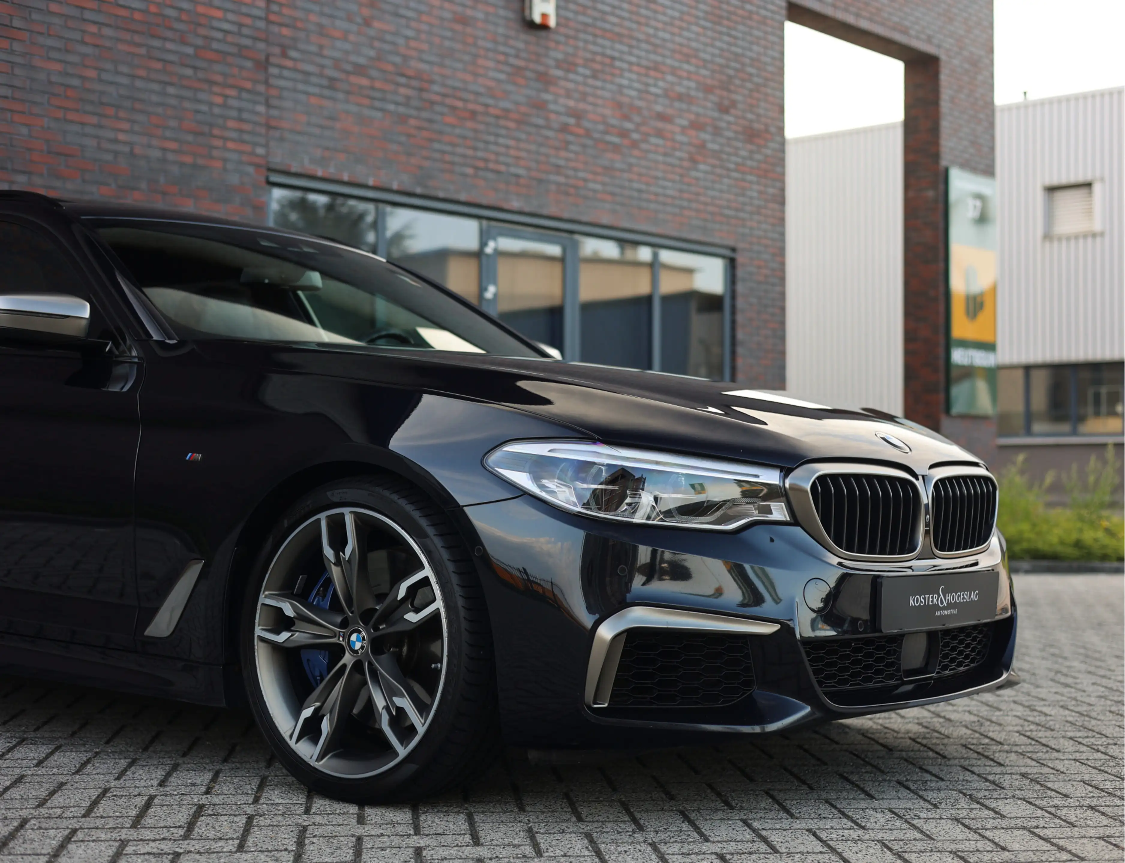 BMW M550 5-serie Touring M550d xDrive | Pano - Trekhaak - H — photo 7