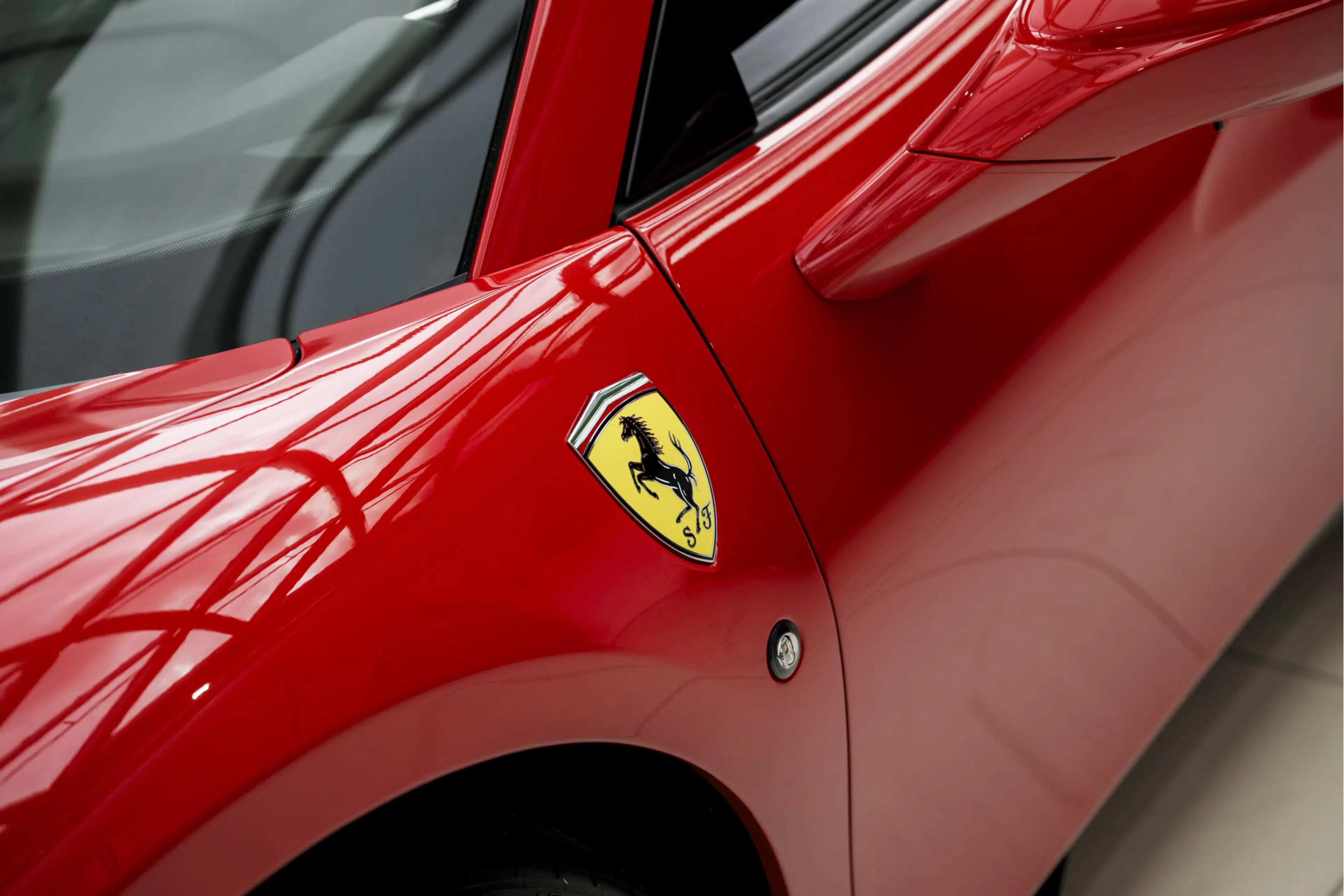 Ferrari F8 Spider 3.9 V8 | Passenger | Lift | Apple Carplay | Dayton — photo 13