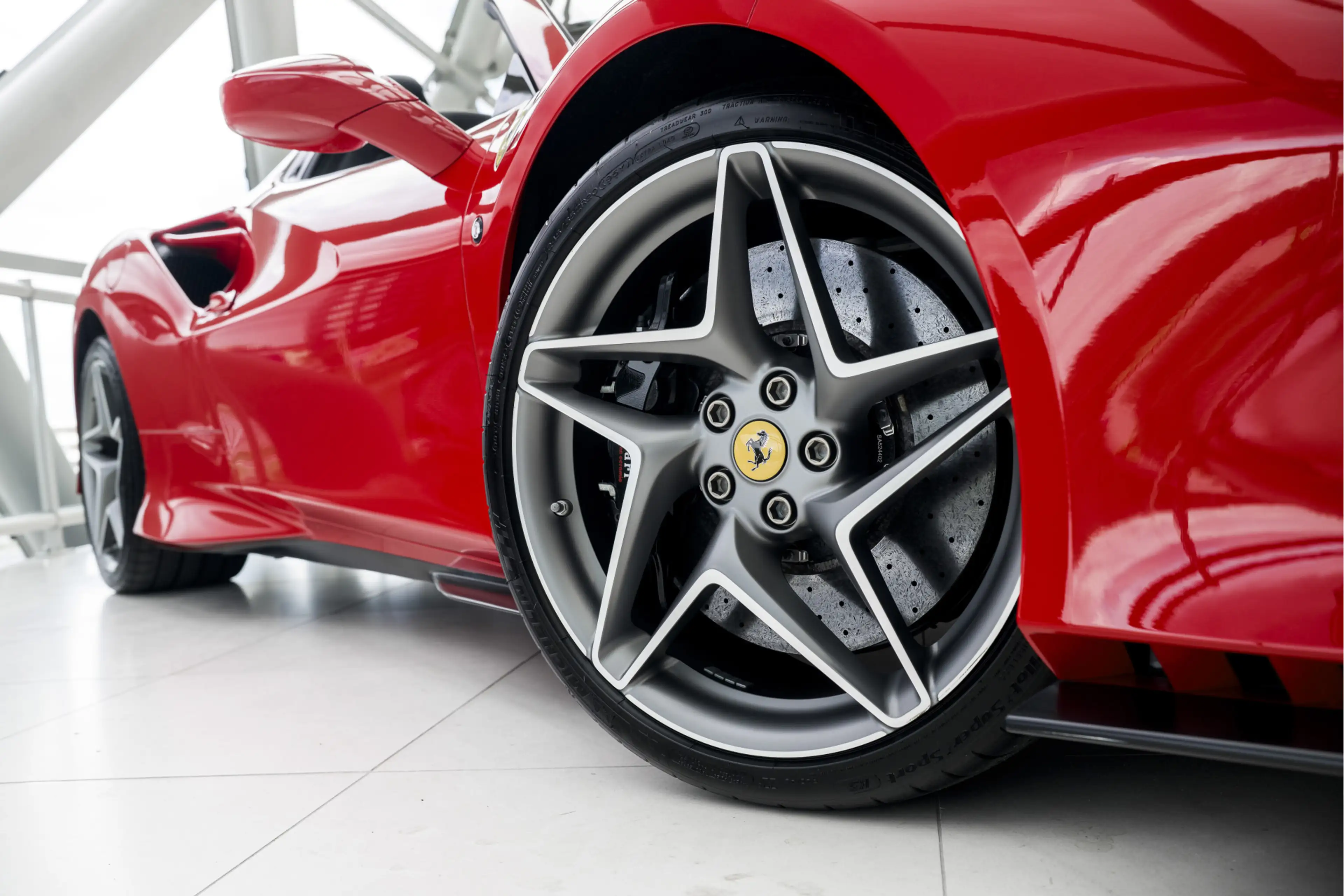 Ferrari F8 Spider 3.9 V8 | Passenger | Lift | Apple Carplay | Dayton — photo 14