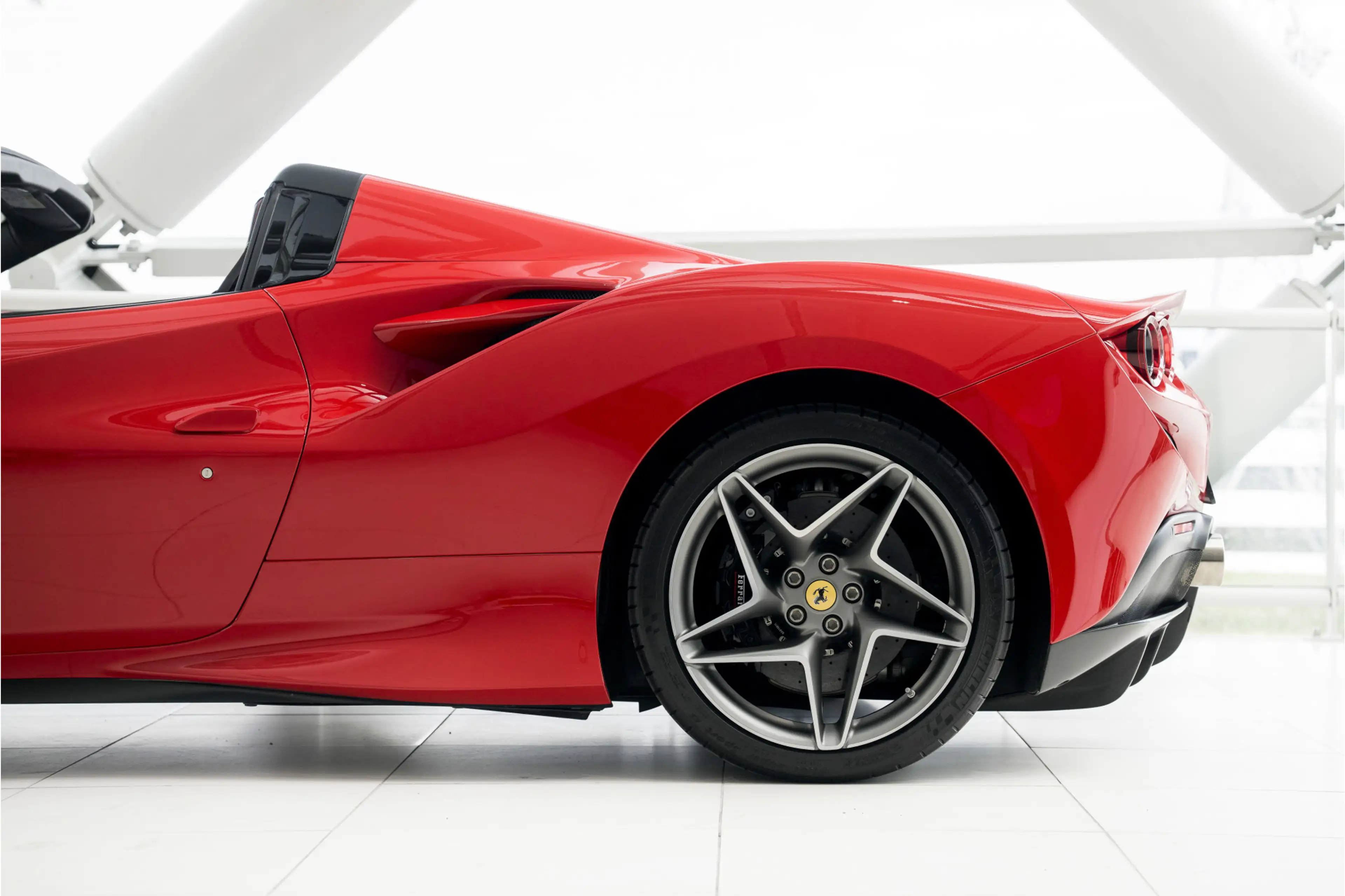 Ferrari F8 Spider 3.9 V8 | Passenger | Lift | Apple Carplay | Dayton — photo 9