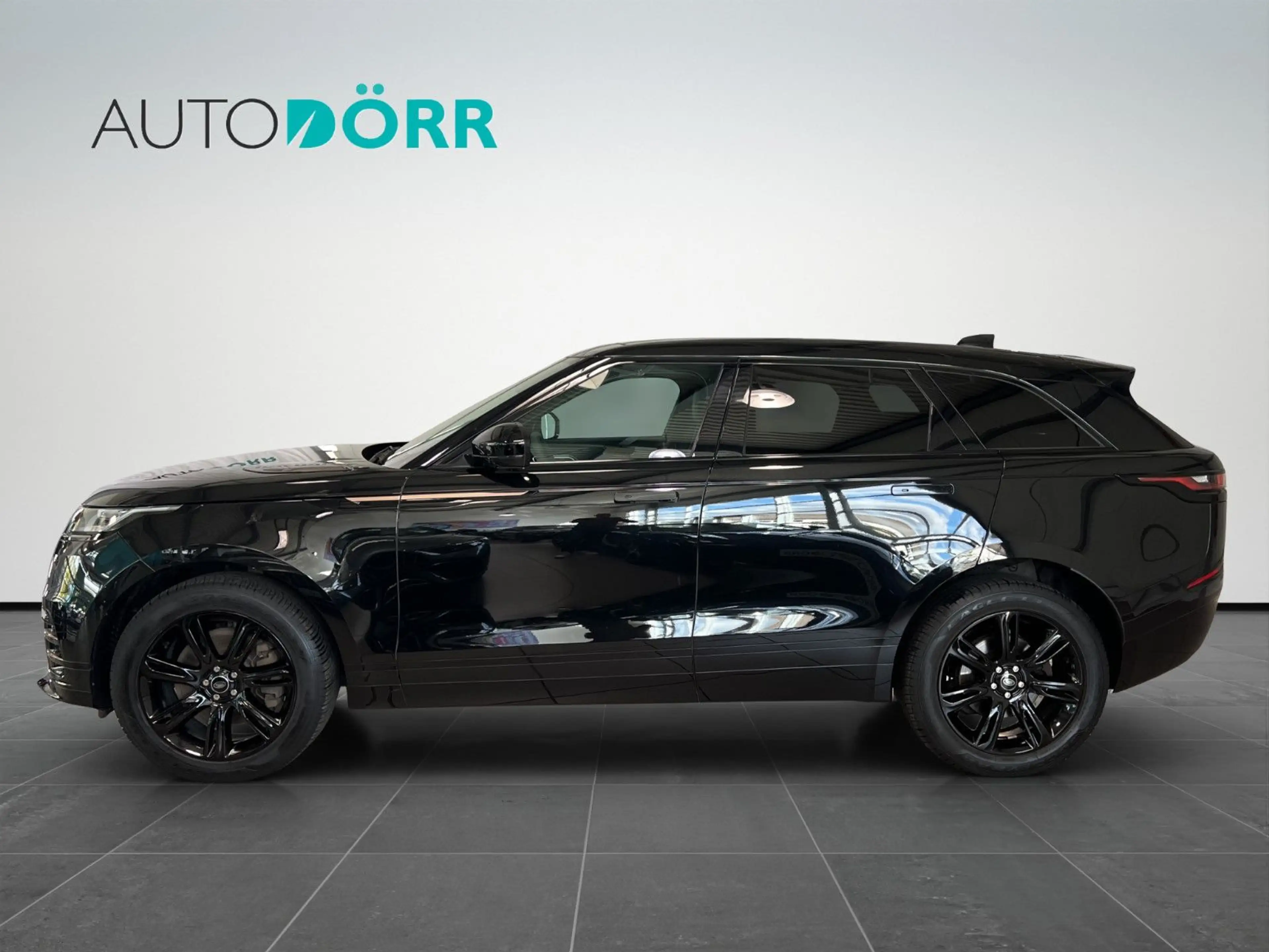 Land Rover Range Rover Velar R-Dynamic SE D300 Standhz+Pano — photo 2