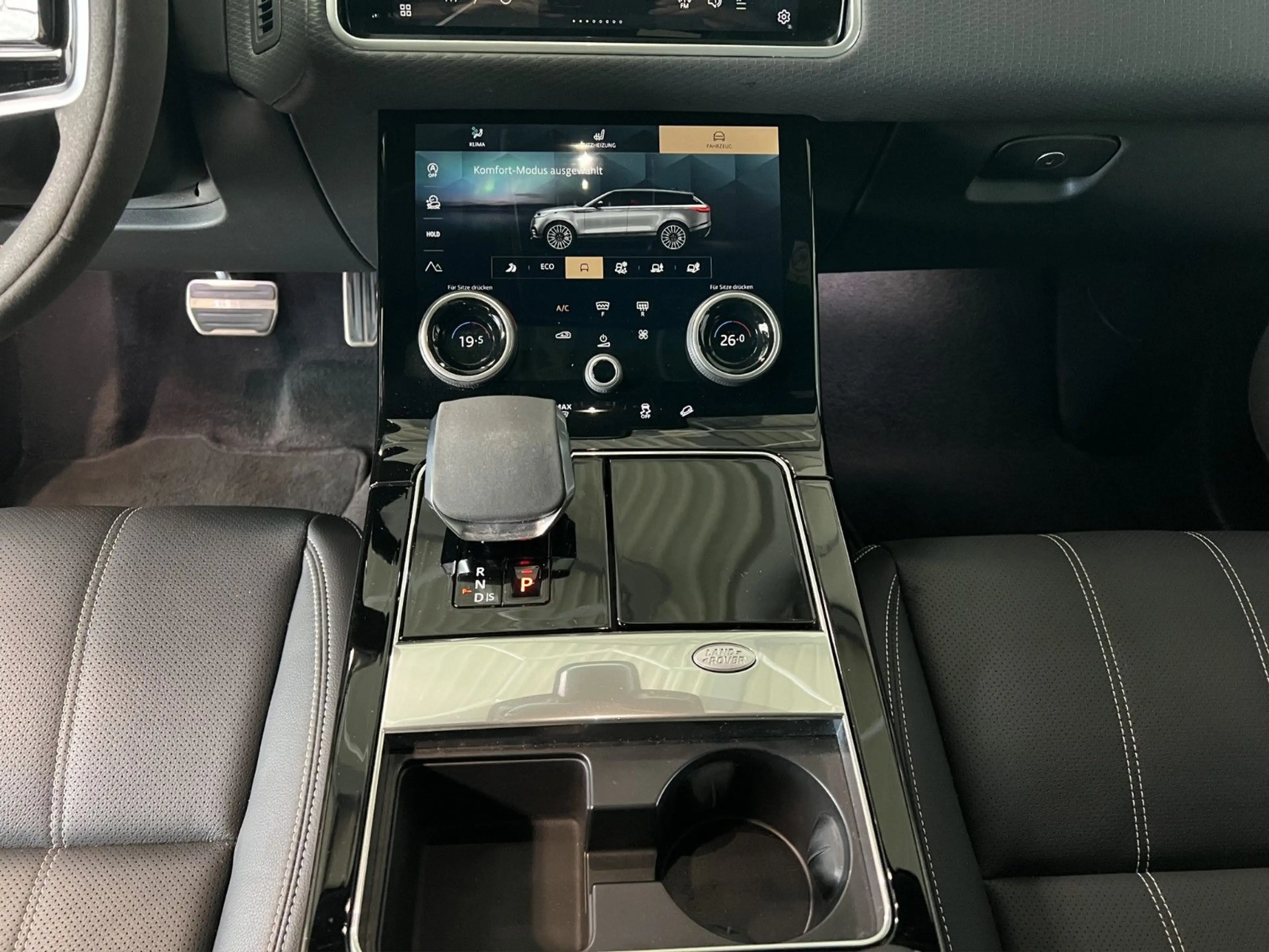 Land Rover Range Rover Velar R-Dynamic SE D300 Standhz+Pano — photo 14