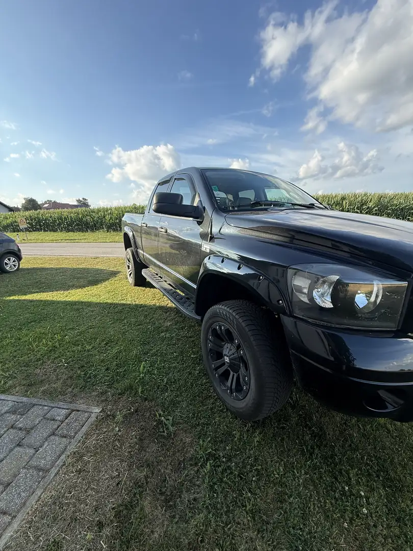 Dodge RAM 2500 5.7Hemi Schwarz - 1