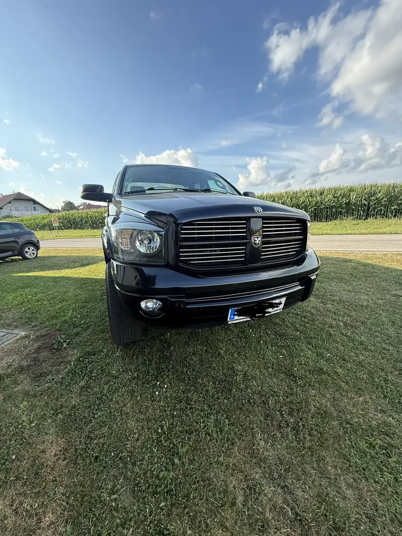 Dodge RAM 2500 5.7Hemi Schwarz - 2