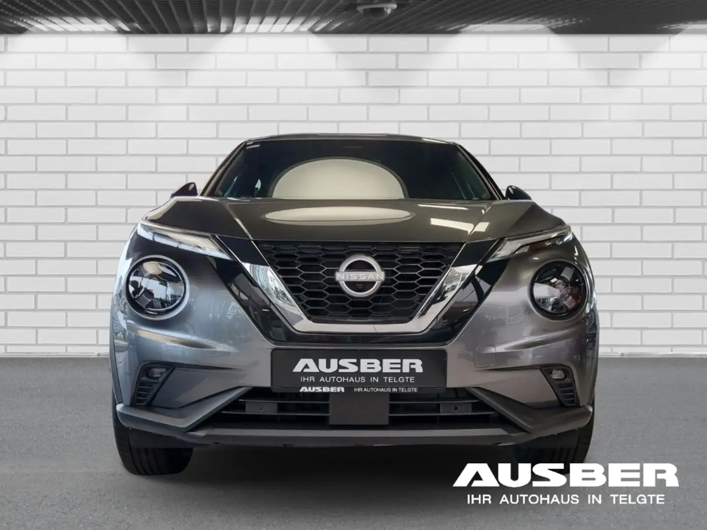 Nissan Juke N-Connecta 6MT 1.0 DIG-T TechPaket WinterPaket Grau - 2