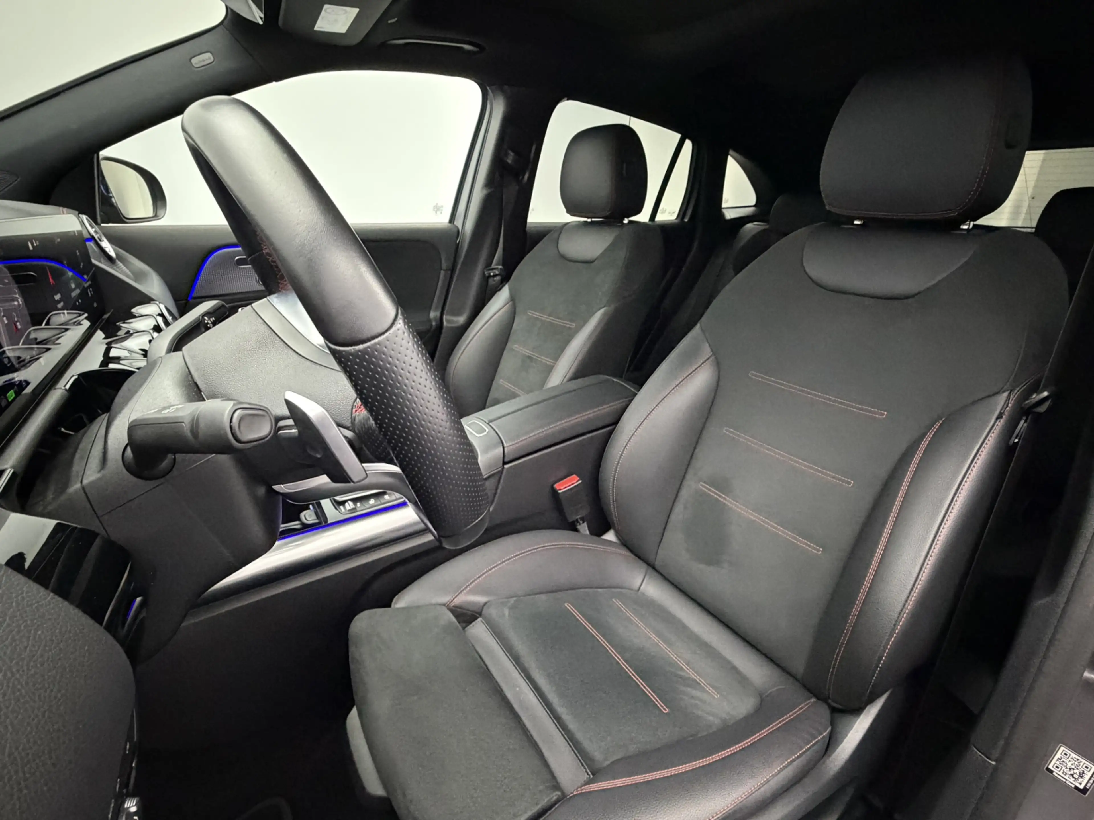 Mercedes-Benz EQA 250 250+ AMG Line 71 kWh SOH 96,2% | Panoramadak | 360 — photo 9