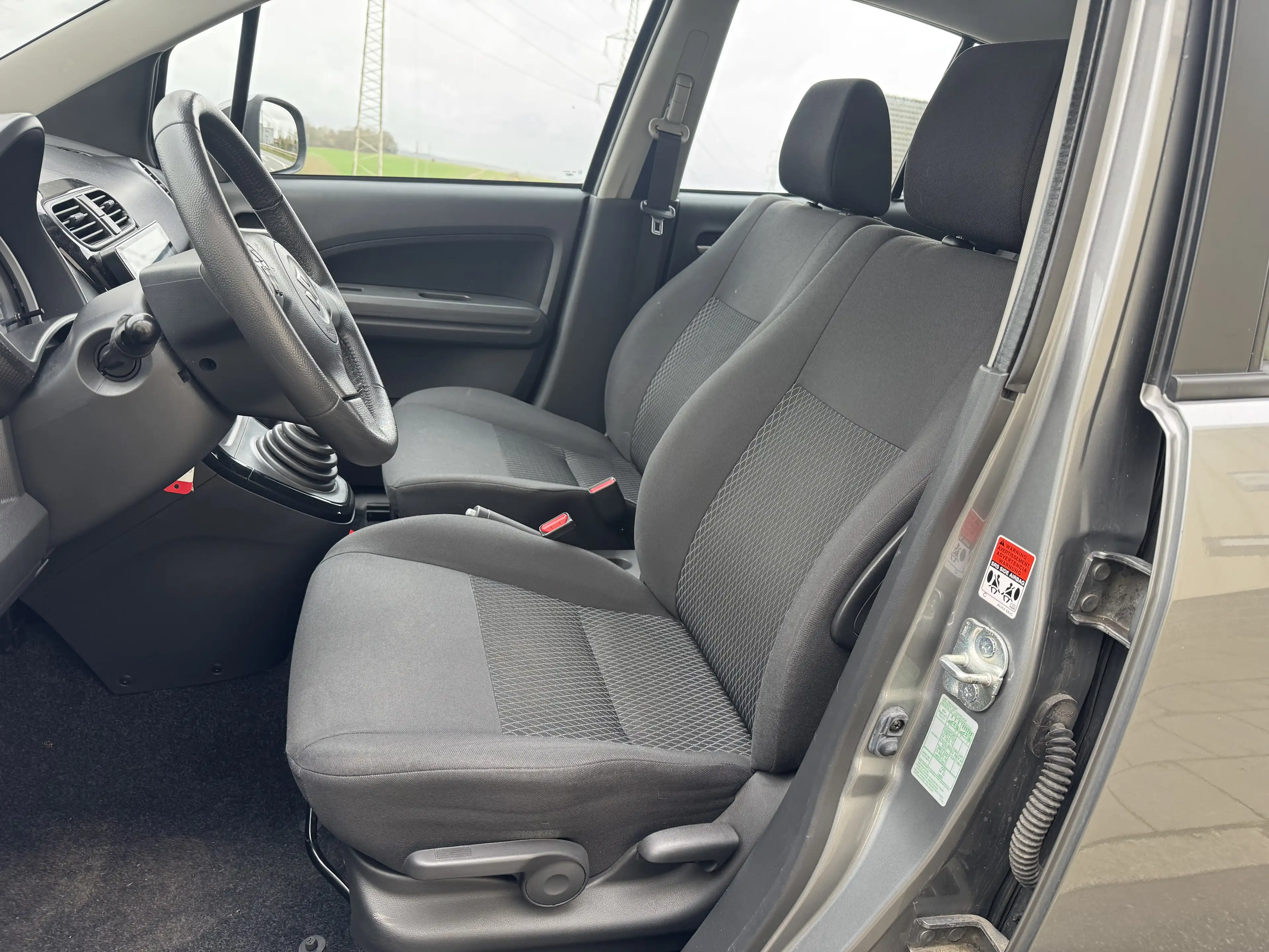 Suzuki Splash Splash 1.0i Airco Garantie 1 An — photo 12