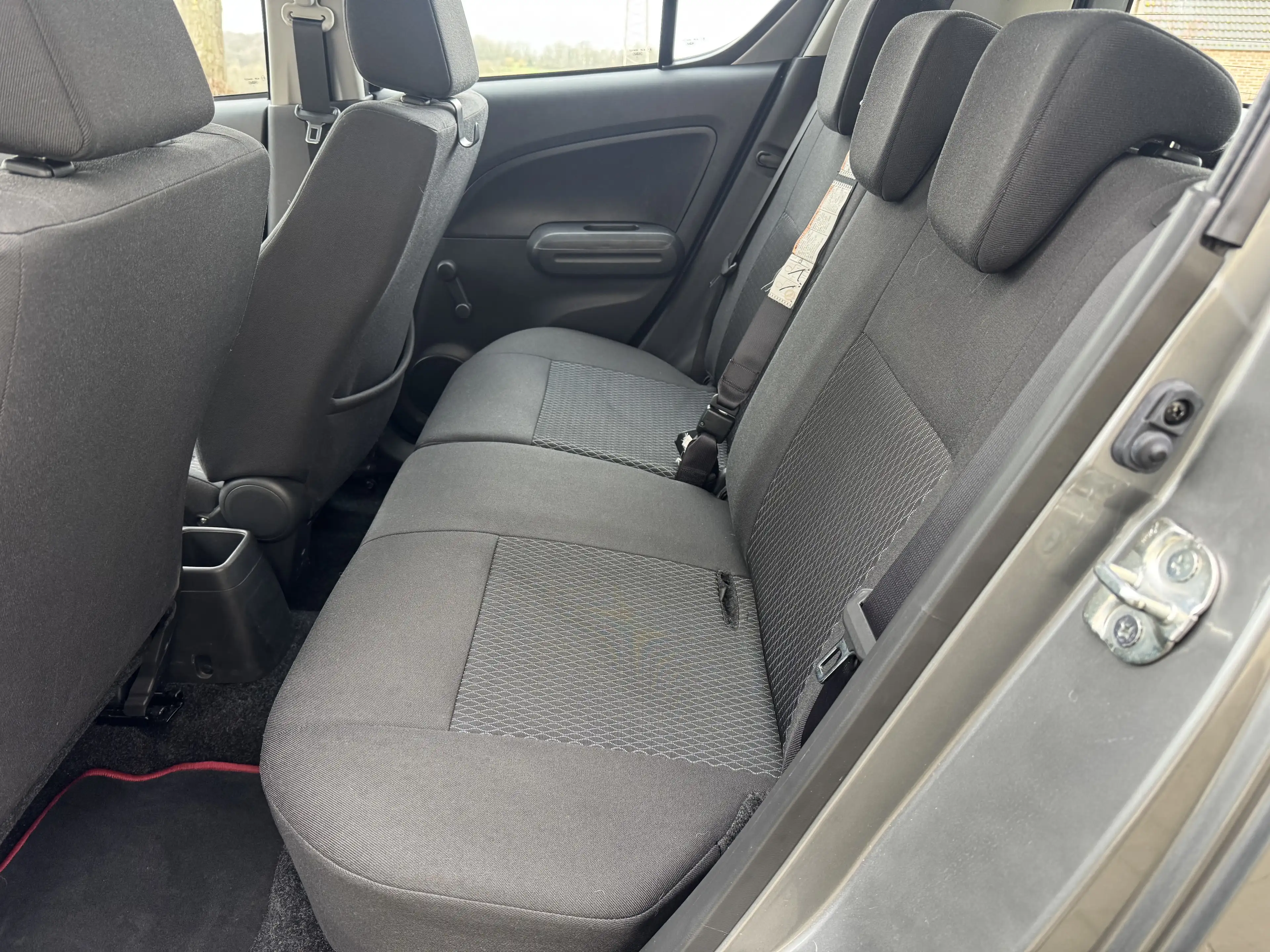Suzuki Splash Splash 1.0i Airco Garantie 1 An — photo 13