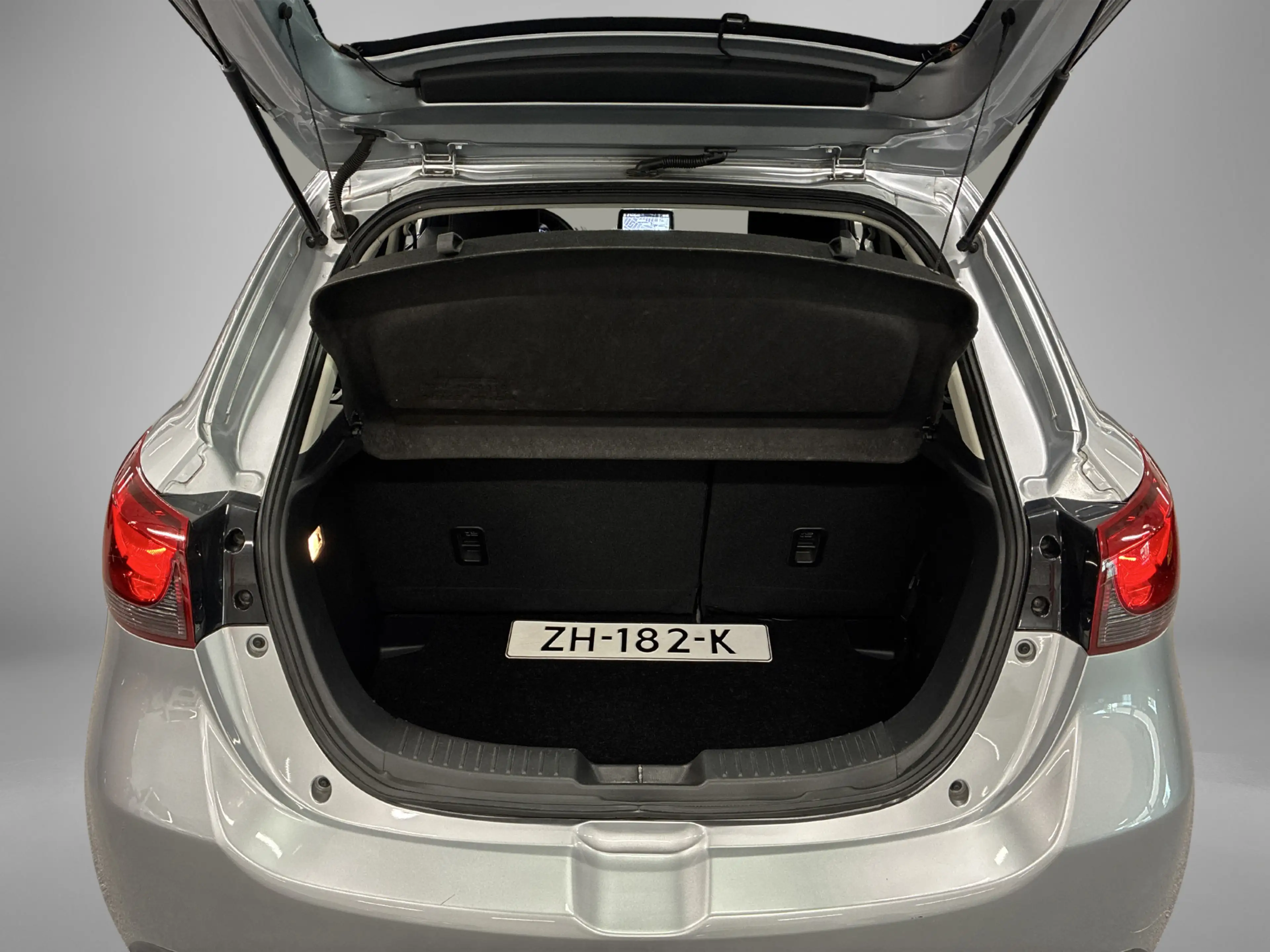 Mazda 2 1.5 Skyactiv-G Sport Selected | Trekhaak | Navigat — photo 13