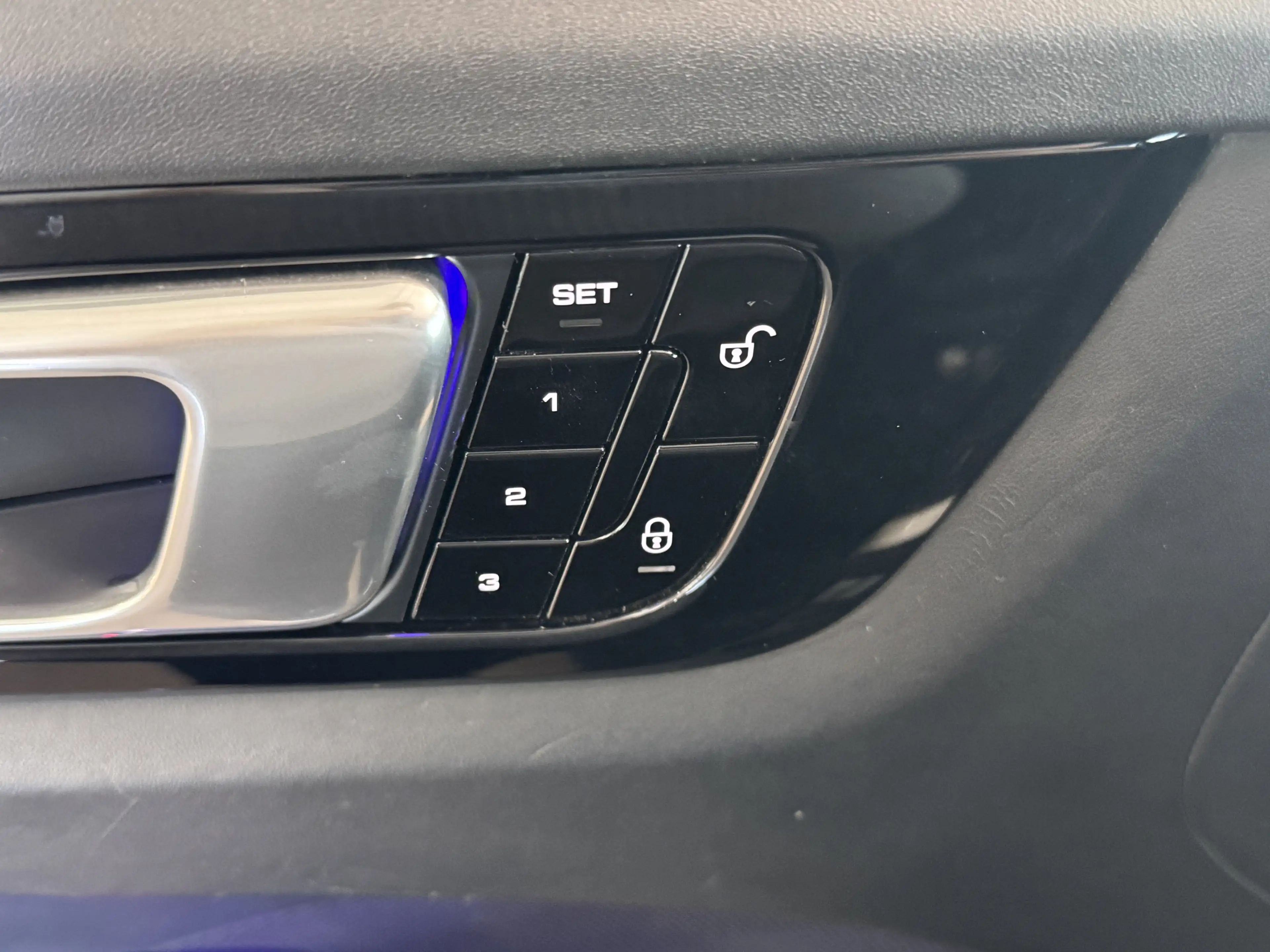 Porsche Cayenne S Leder Pano Memory BOSE Luftfeder. ACC — photo 15