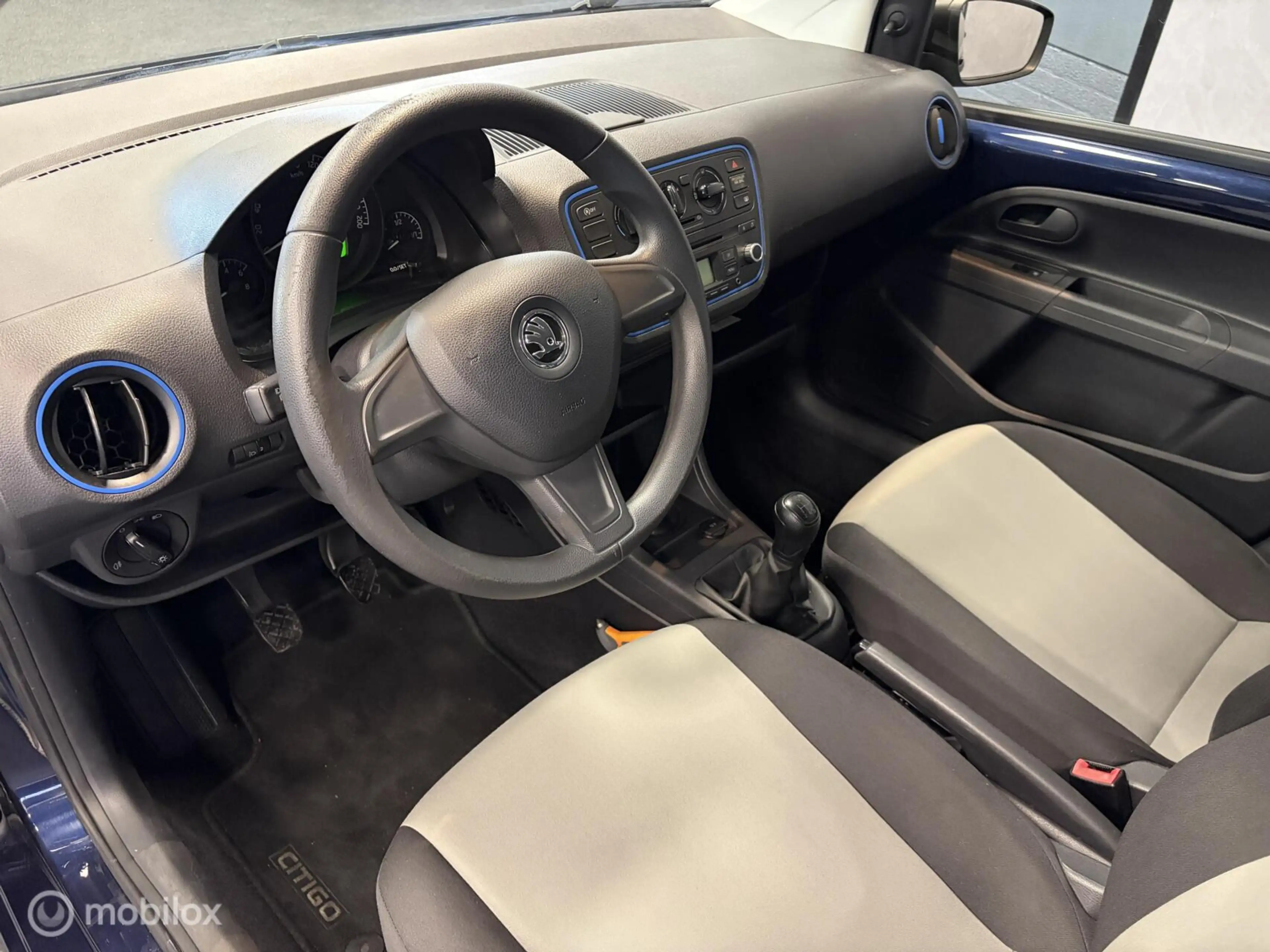 Skoda Citigo 1.0 Greentech Active Pro 1E EIG / NAP / AIRCO / CD — photo 6