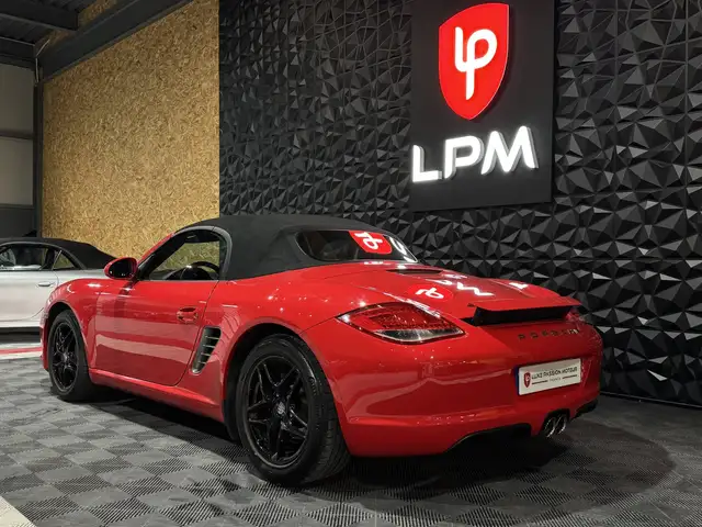 Porsche Boxster view 8