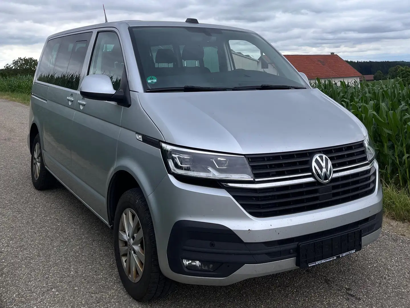 Volkswagen T6.1 Kombi FWD Grijs - 1
