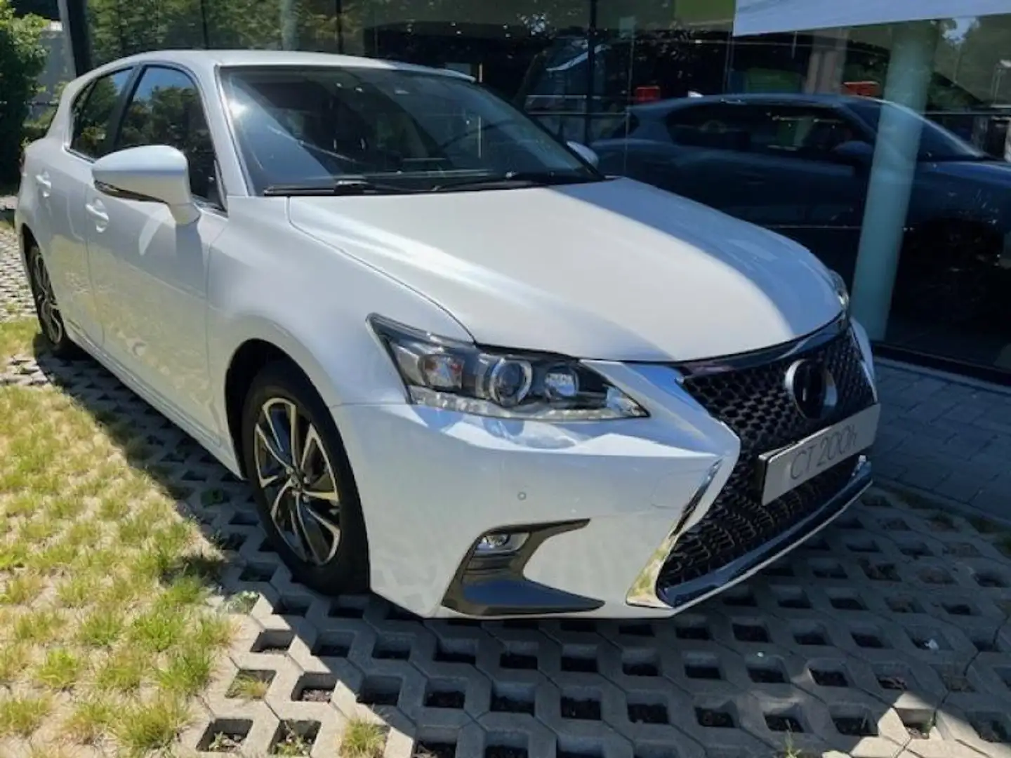 Lexus CT 200h Business Line Blanc - 2