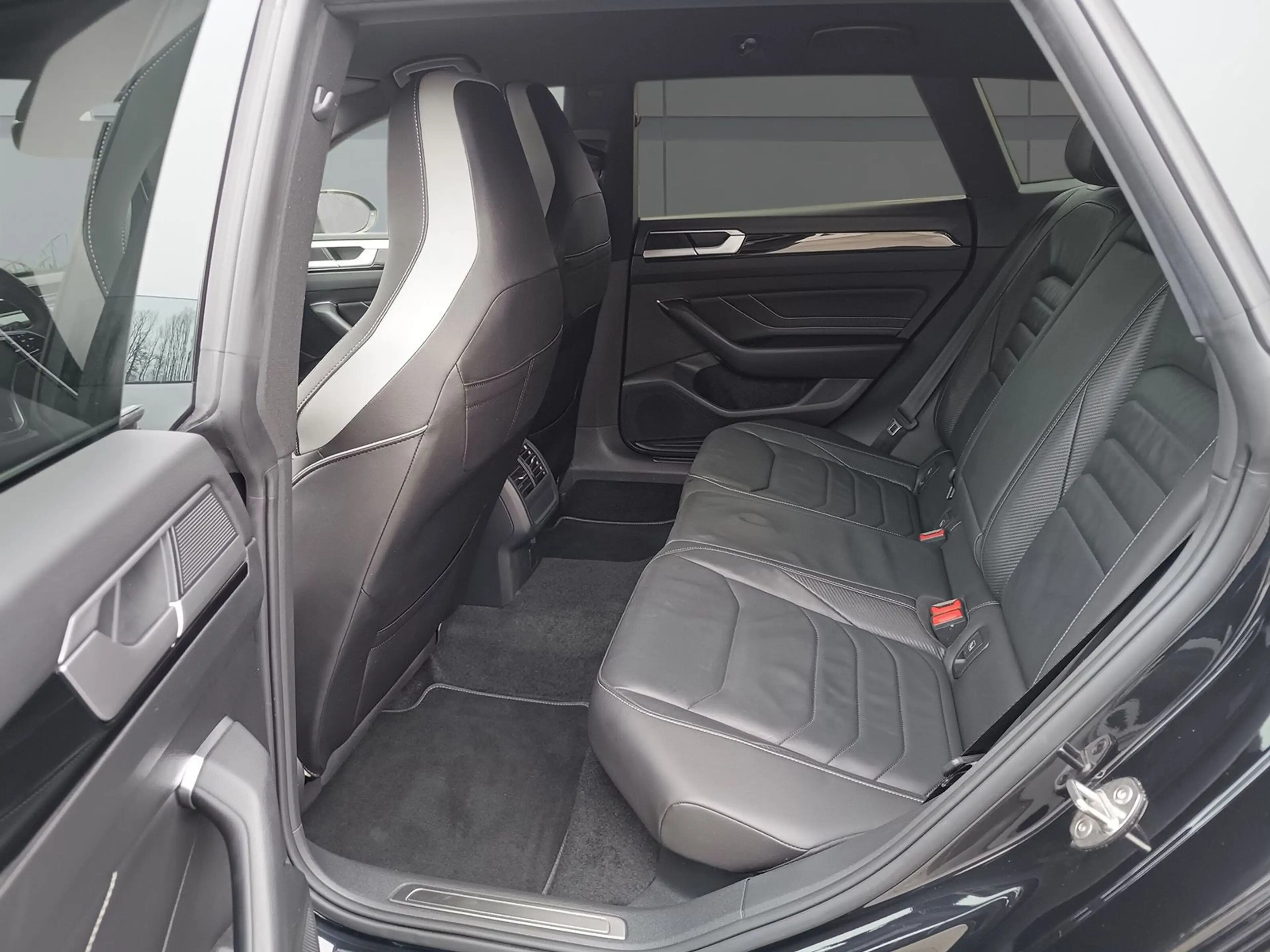 Volkswagen Arteon R-Line 2.0 TDI DSG, AHK, — photo 10