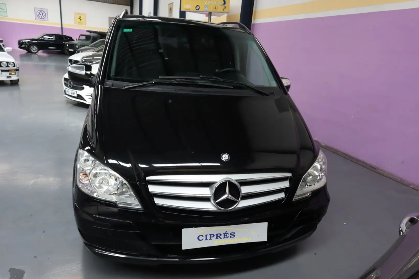 Mercedes-Benz Viano 3.0CDI Ambiente Largo Aut. Noir - 2