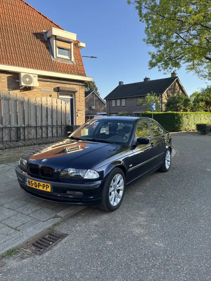 BMW 330 320d Executive, foto 3