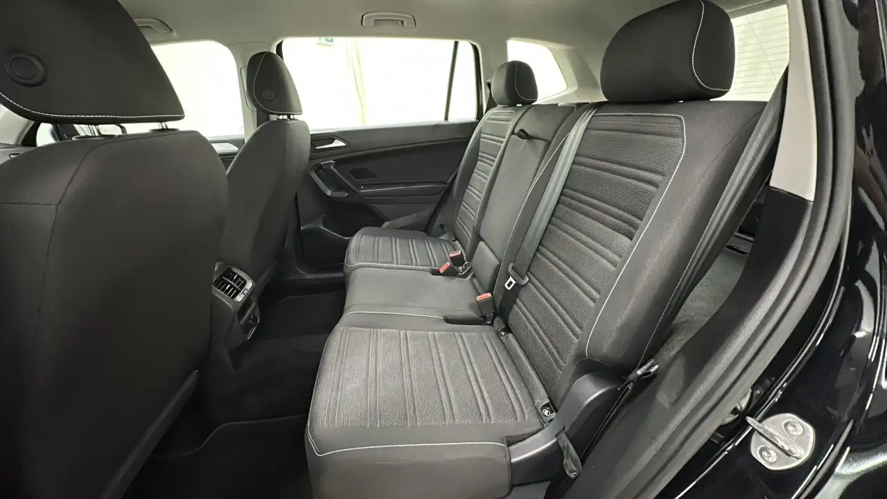 Volkswagen Tiguan photo Volkswagen Tiguan