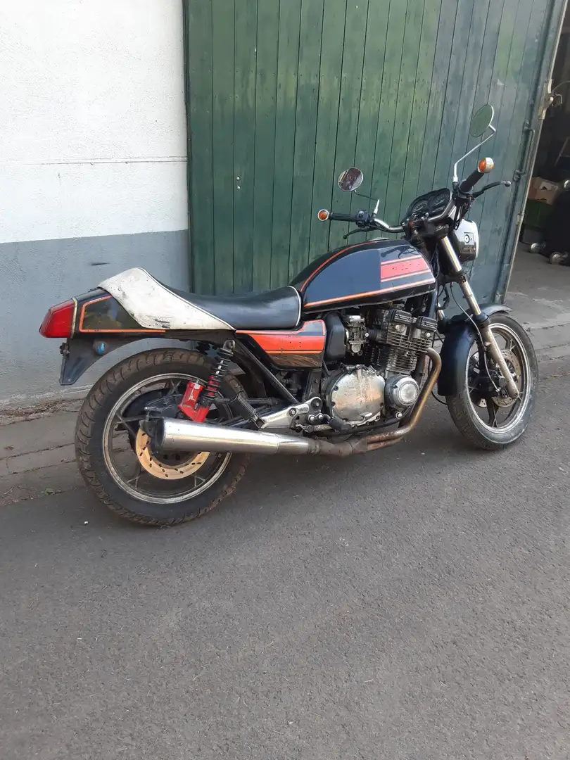 Suzuki GSX 750 Noir - 1