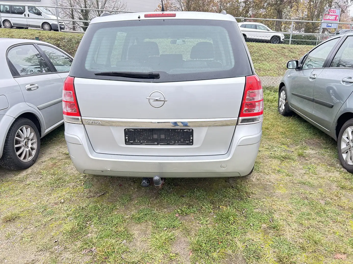 Opel Zafira Zafira 1.8 Innovation 110 Jahre Silber - 2