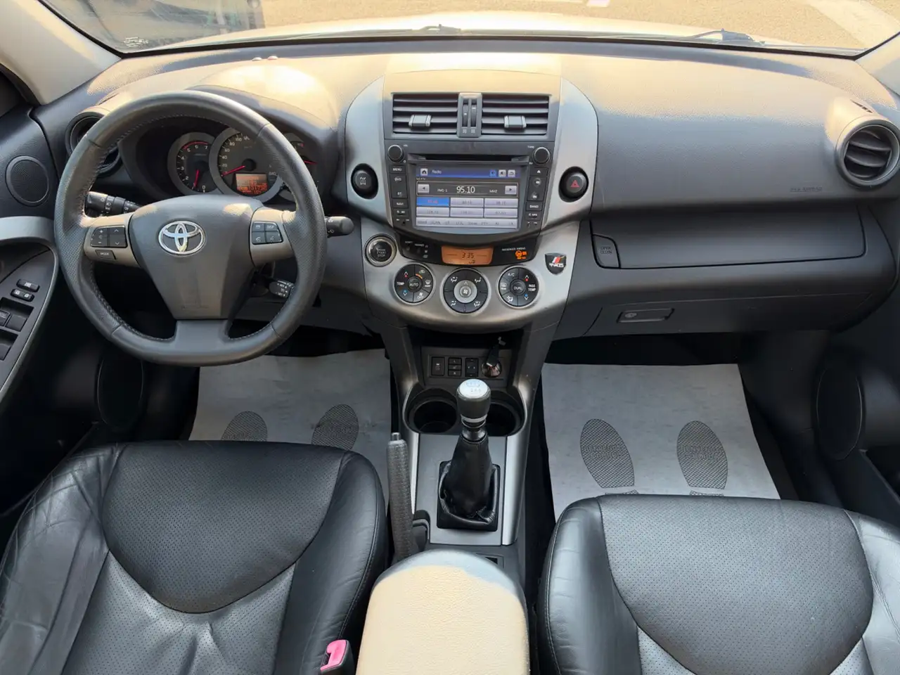 TOYOTA RAV4 - 2.2 D-4D 150ch - SELLERIE CUIR - PACK SPORT