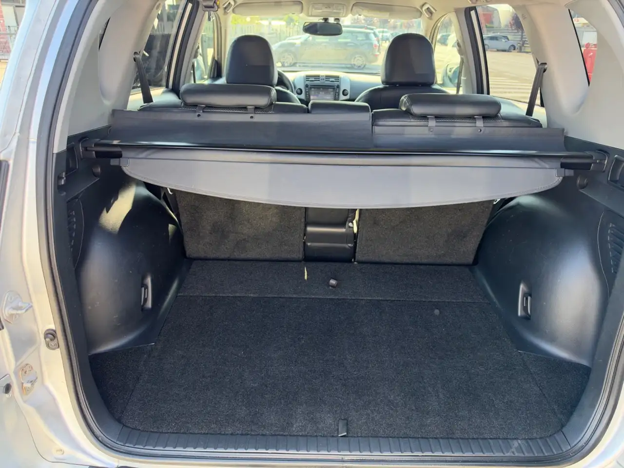 TOYOTA RAV4 - 2.2 D-4D 150ch - SELLERIE CUIR - PACK SPORT
