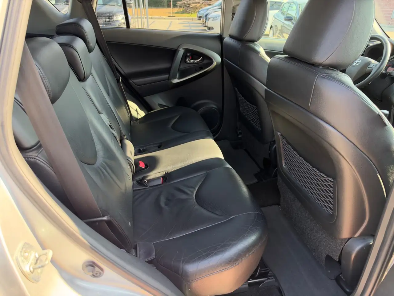 TOYOTA RAV4 - 2.2 D-4D 150ch - SELLERIE CUIR - PACK SPORT