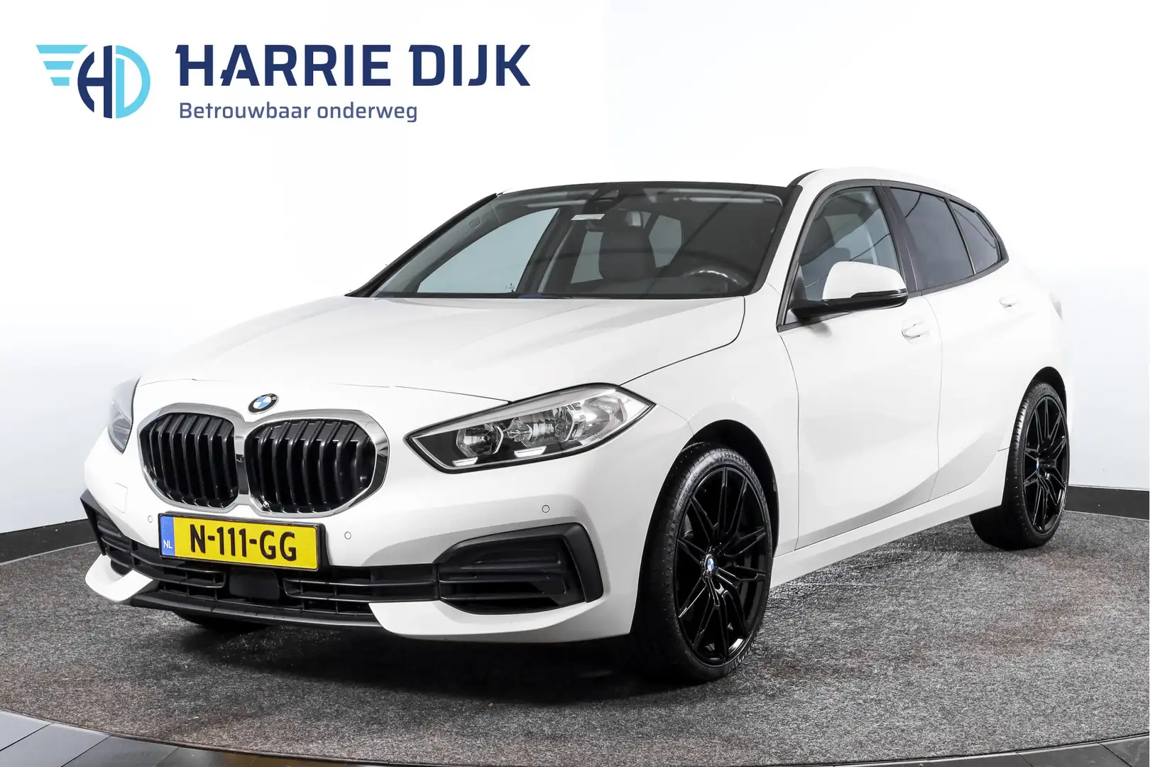 BMW 118 1-serie 118i 140 PK Corporate High Executive | Cru Blanc - 1