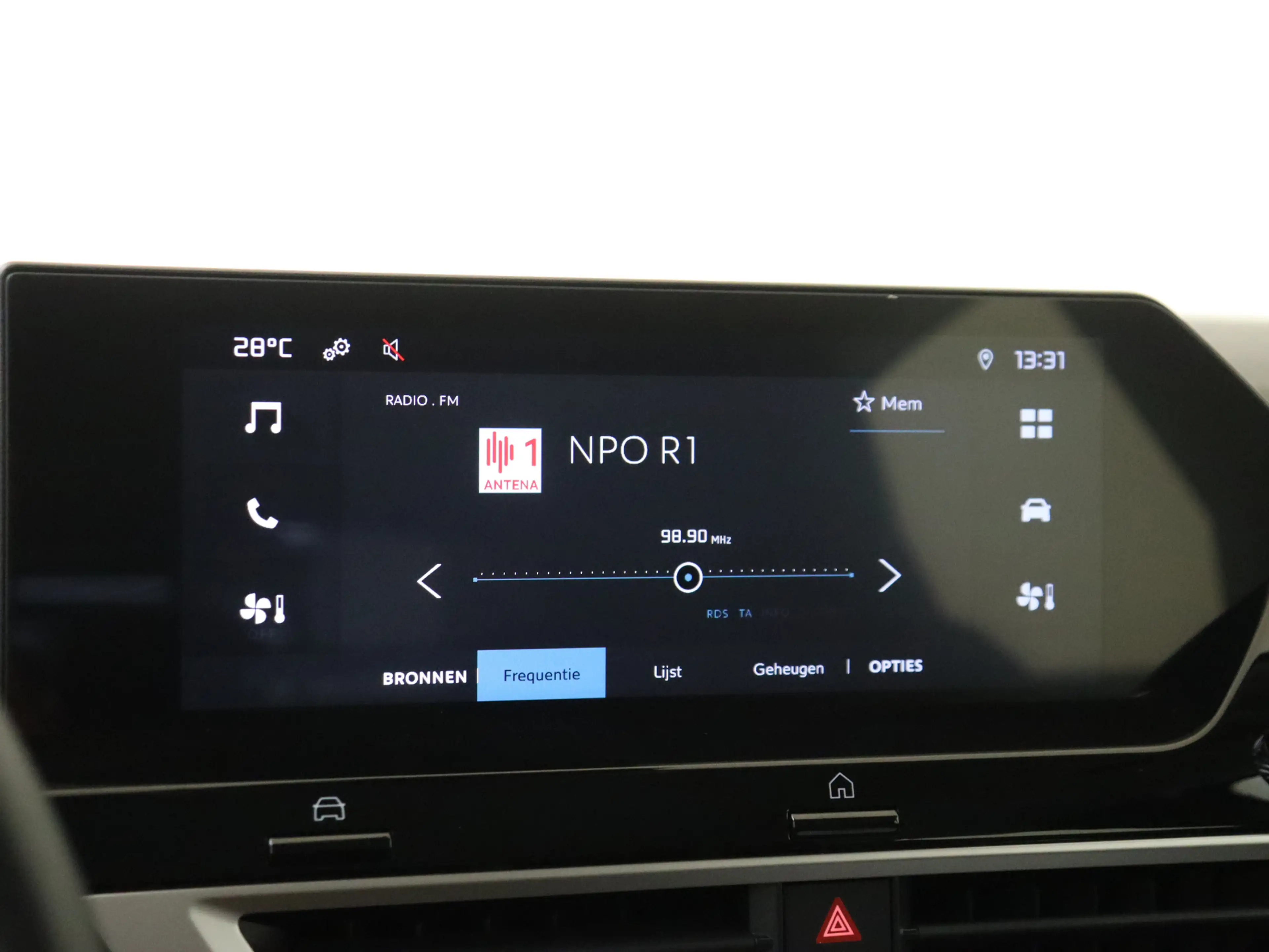Citroen E-C4 Electric You 50 kWh — photo 15