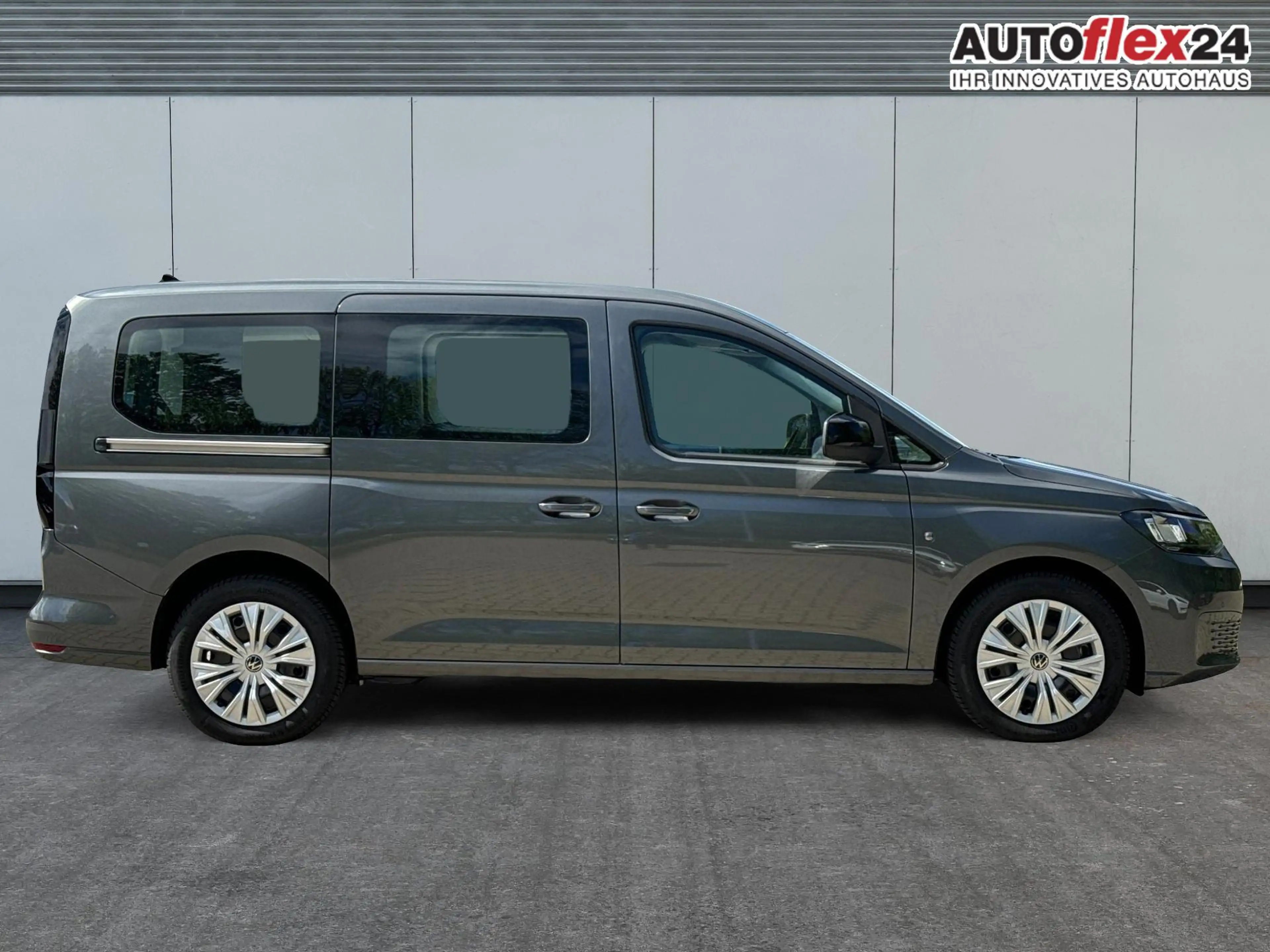 Volkswagen Caddy Maxi +PDC v+h+KAMERA+SHZ+GJR+ACC+LANE ASSIST 1.... — photo 4