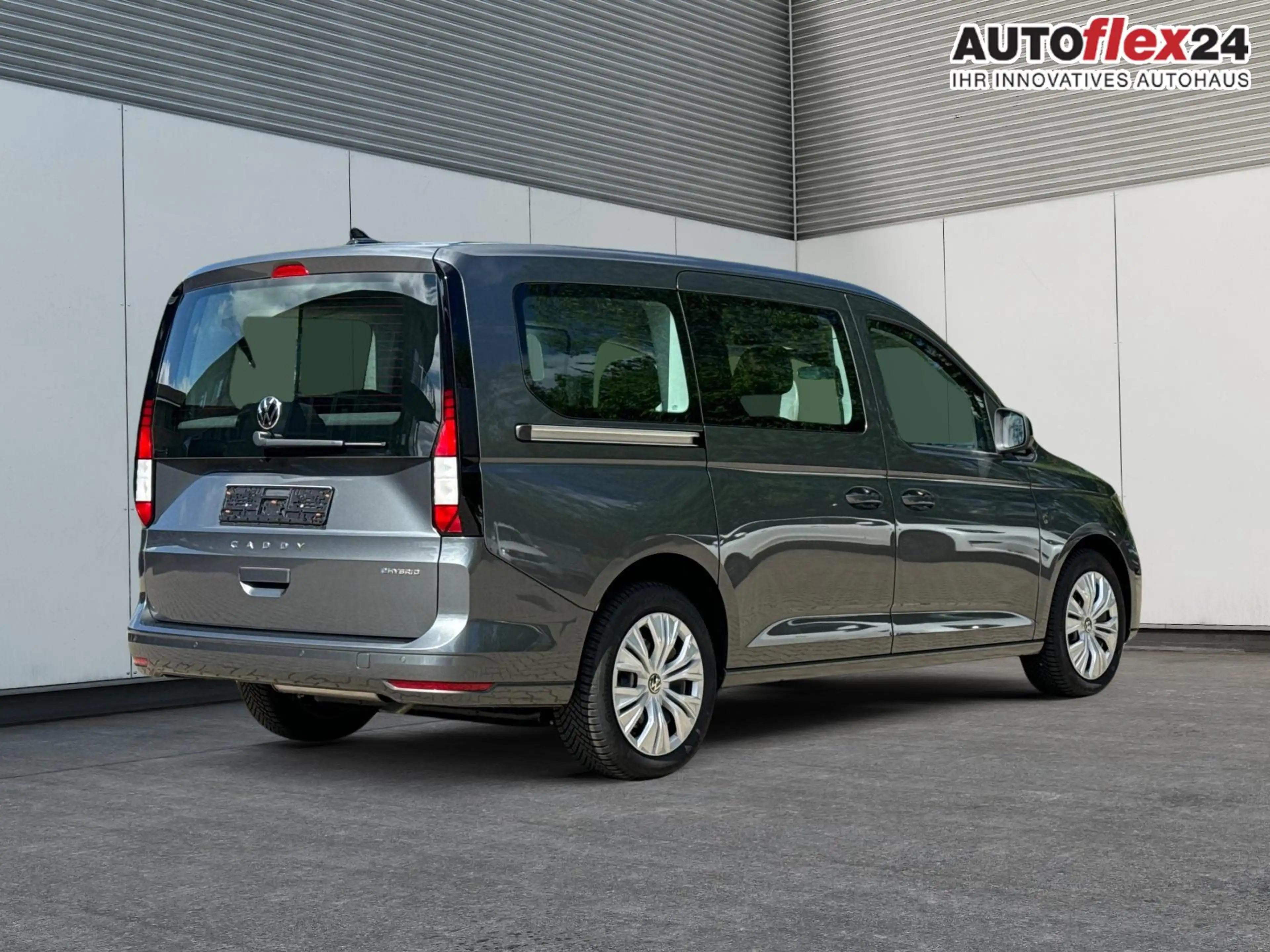 Volkswagen Caddy Maxi +PDC v+h+KAMERA+SHZ+GJR+ACC+LANE ASSIST 1.... — photo 2
