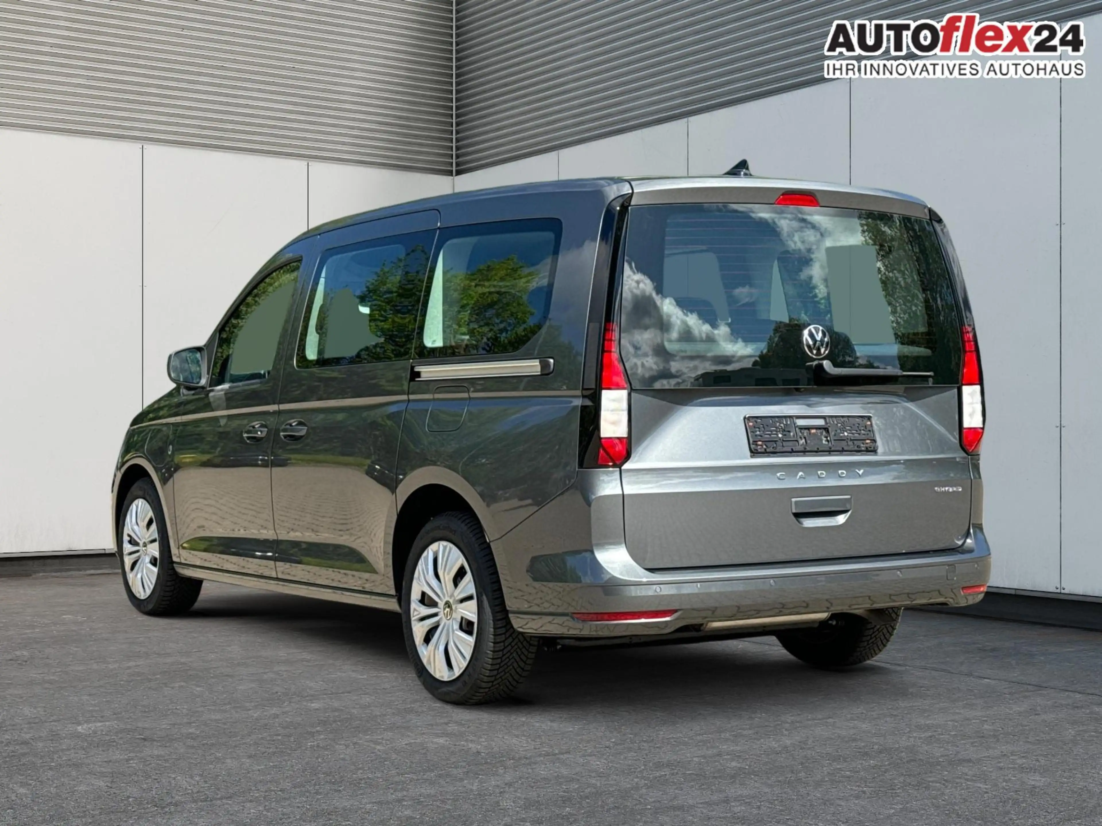 Volkswagen Caddy Maxi +PDC v+h+KAMERA+SHZ+GJR+ACC+LANE ASSIST 1.... — photo 33