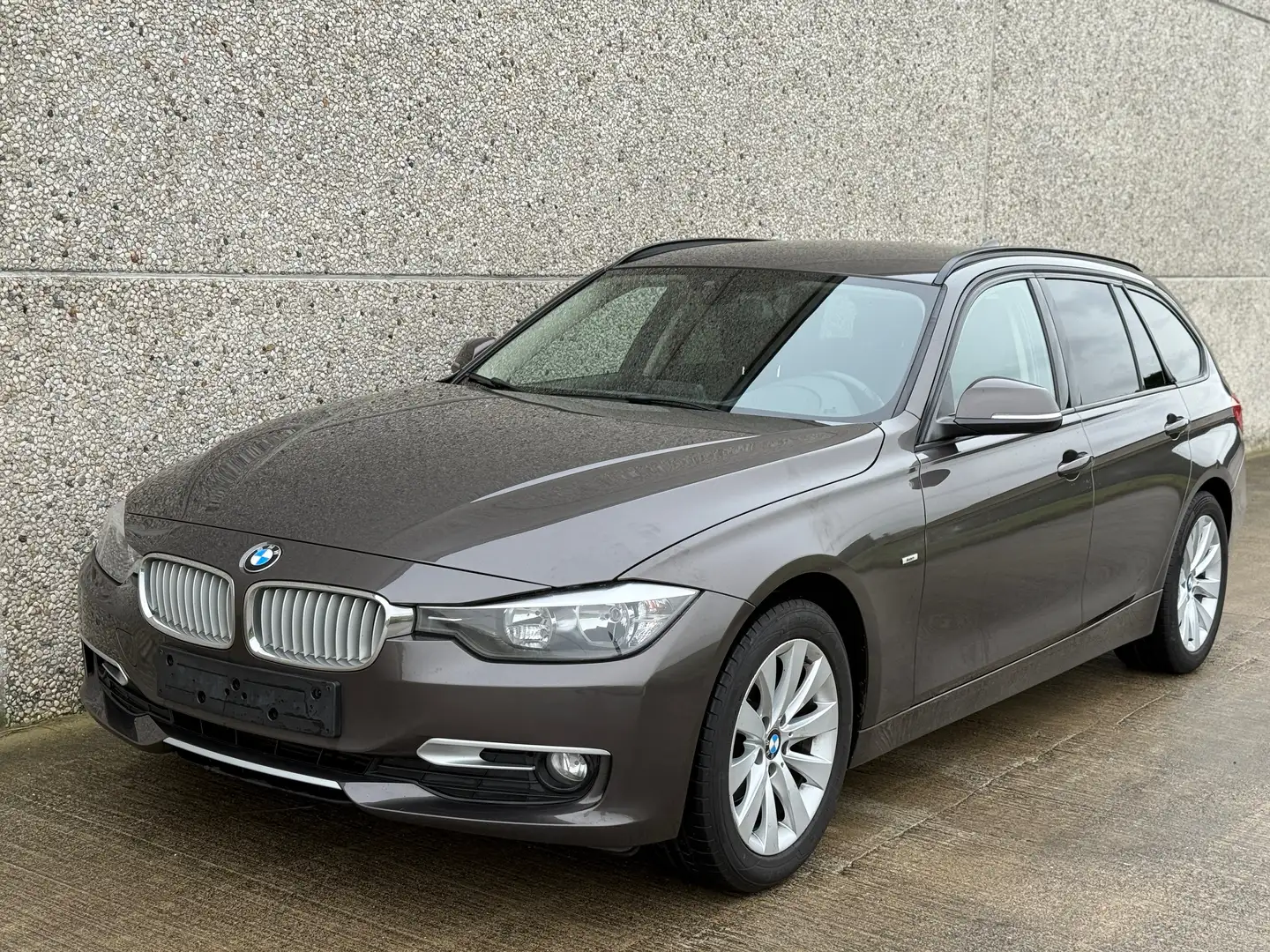 BMW 318 2.0d Airco Cd/Radio Cruis/C Start rijd perfect - 1