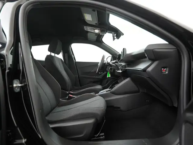 Peugeot 2008 view 3