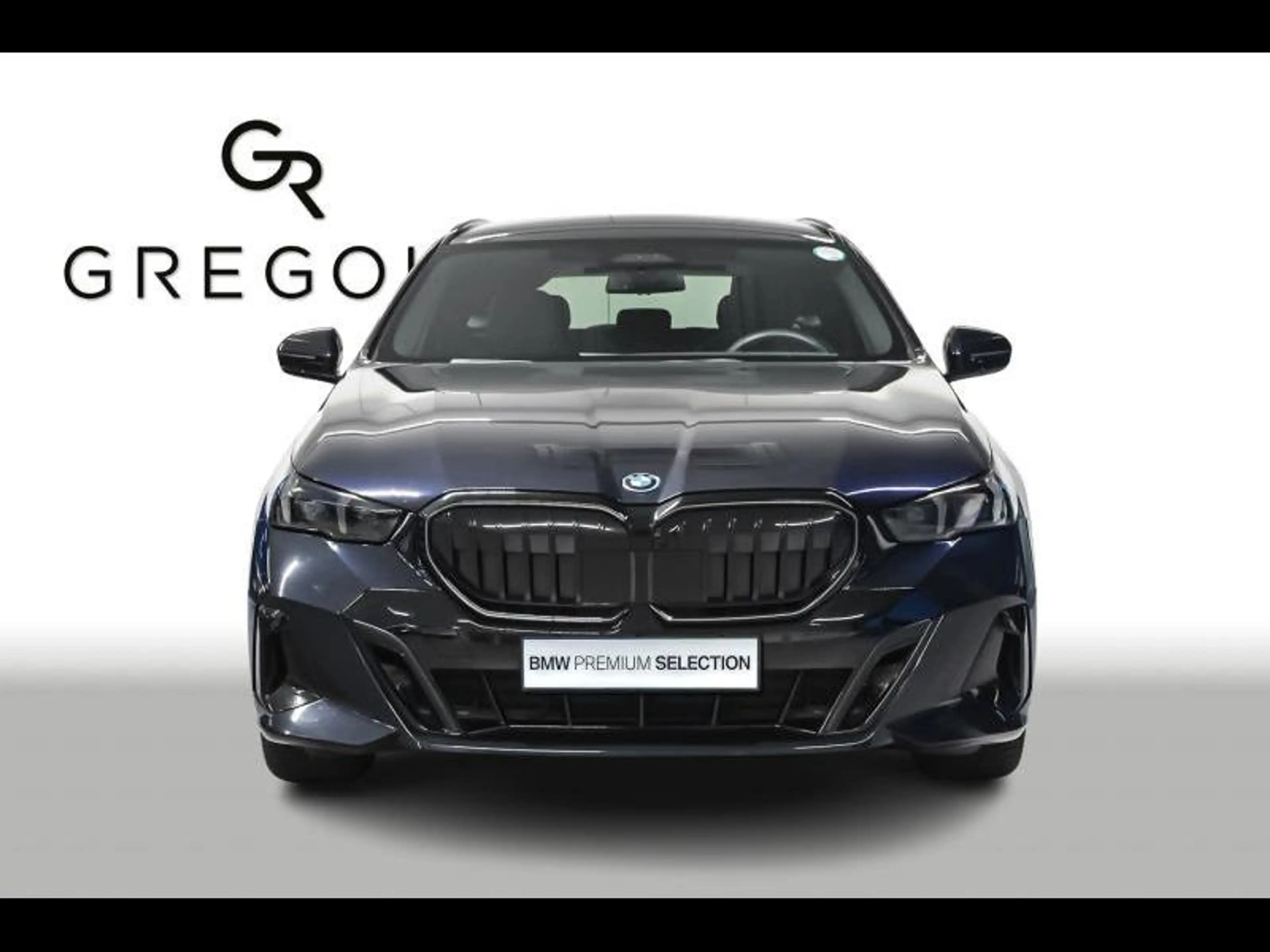 BMW 530 e Touring - M PACK PRO — photo 2