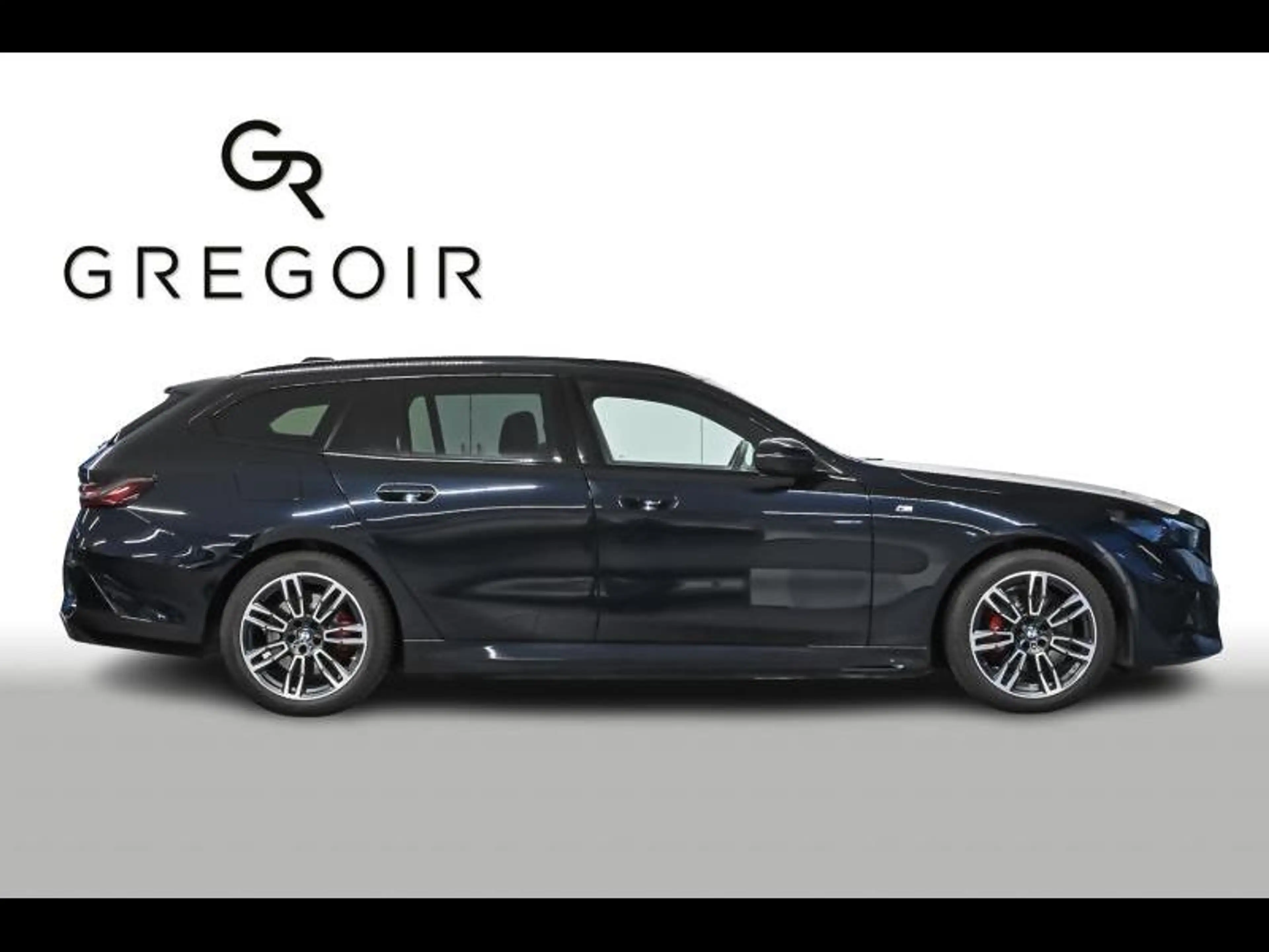BMW 530 e Touring - M PACK PRO — photo 3