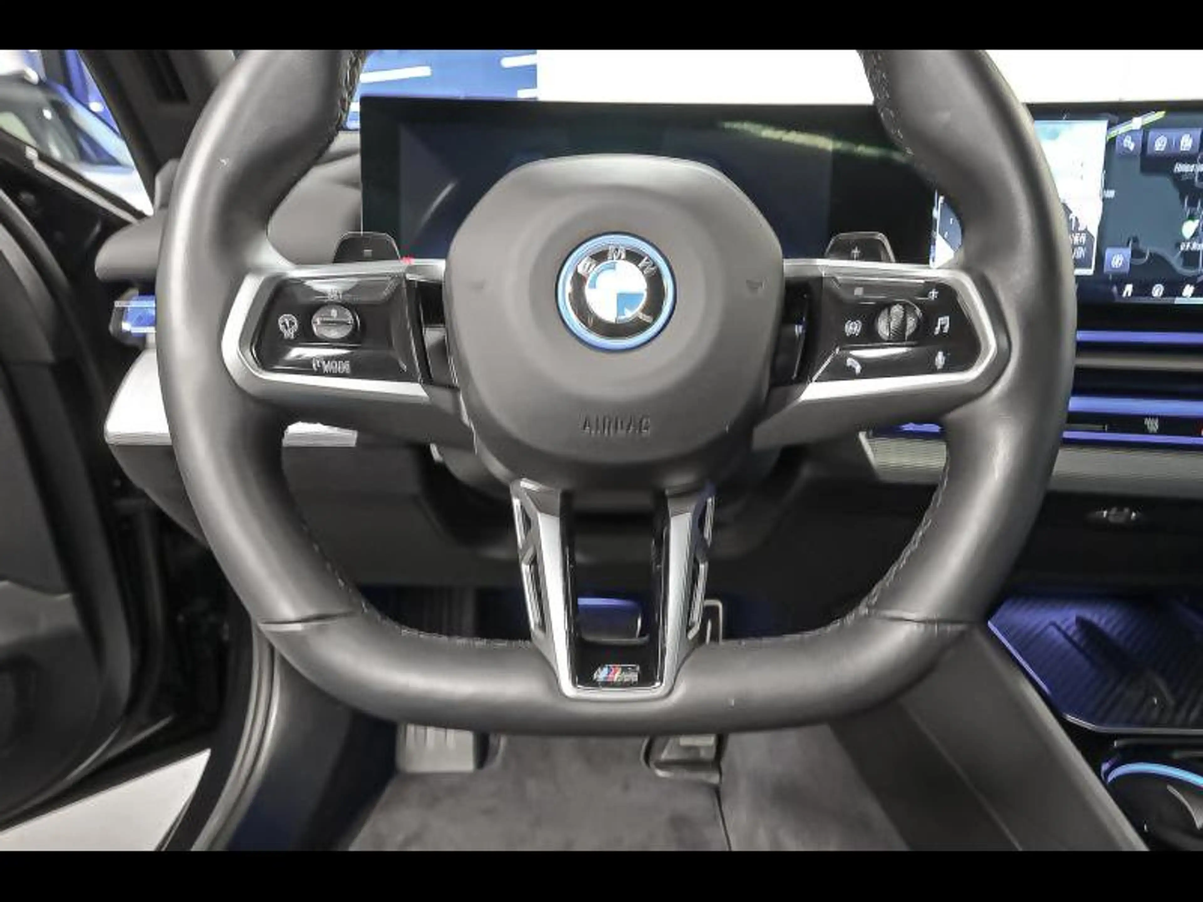 BMW 530 e Touring - M PACK PRO — photo 9