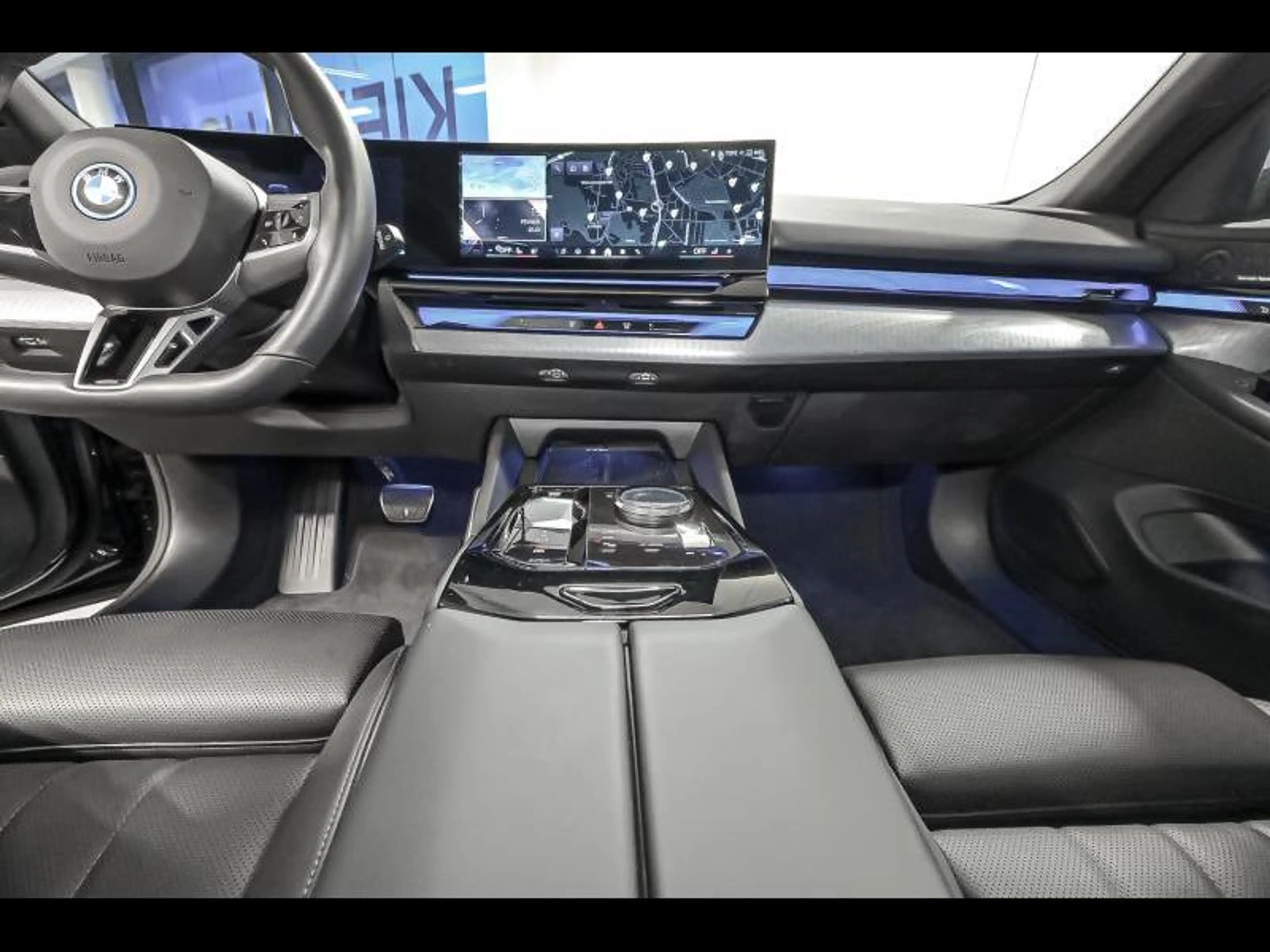 BMW 530 e Touring - M PACK PRO — photo 7